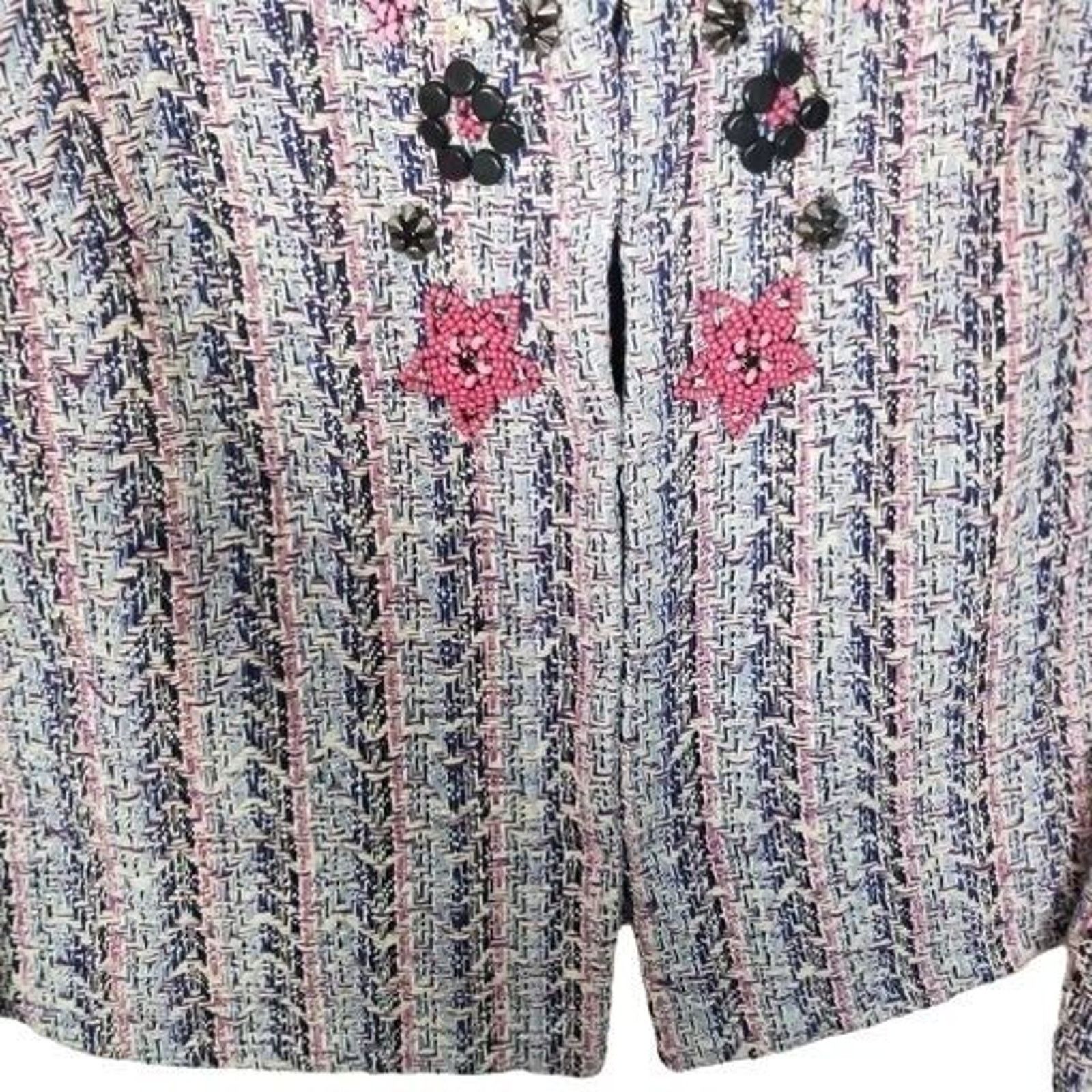 Anthropologie Anthropologie Summer Of Love Suzy Tweed Embellished Blazer Size S / US 4 / IT 40 - 4 Thumbnail
