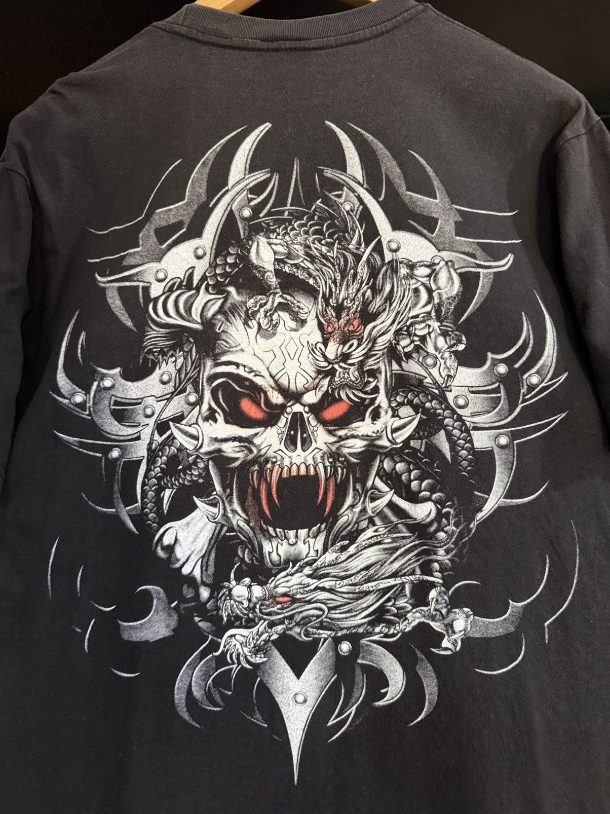 Vintage Thrashed Vintage 90s Graphics Skulls Dragon Backhit Faded T Size US XL / EU 56 / 4 - 10 Thumbnail