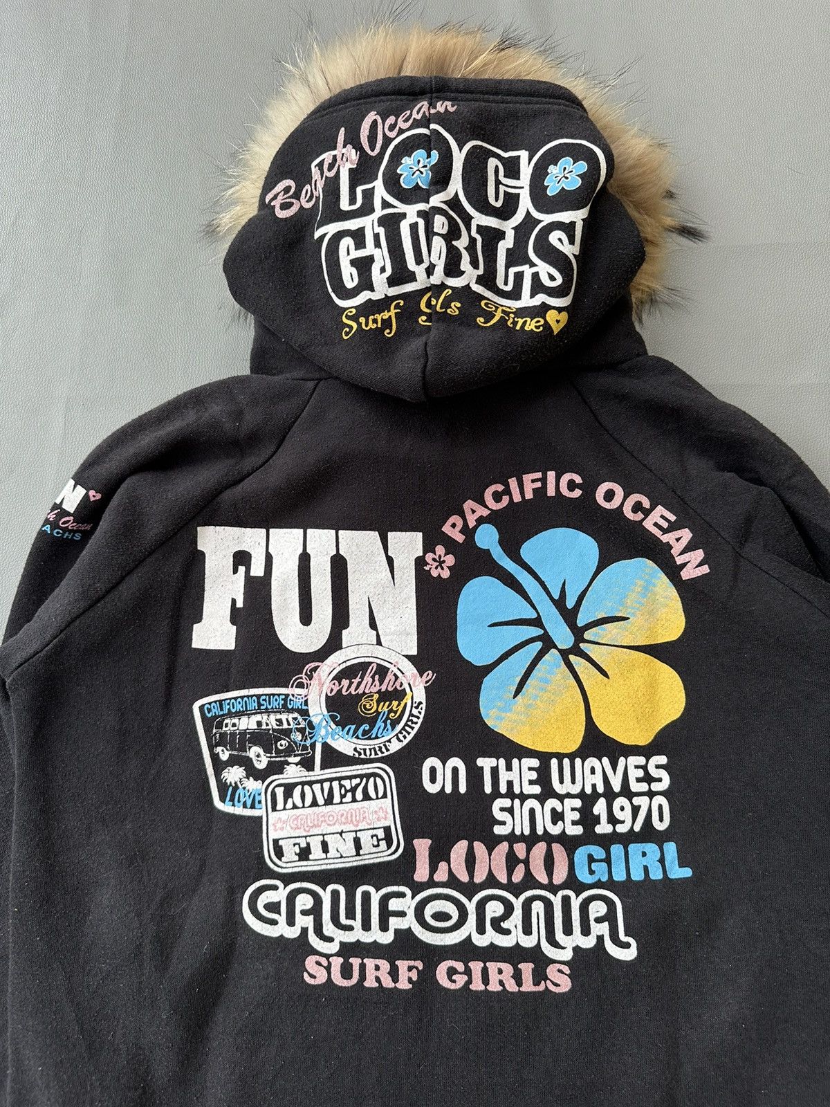 Hysteric Glamour BLACK FADED SURF POEM LOCO GIRLS FUR HOODIE Size M / US 6-8 / IT 42-44 - 4 Thumbnail