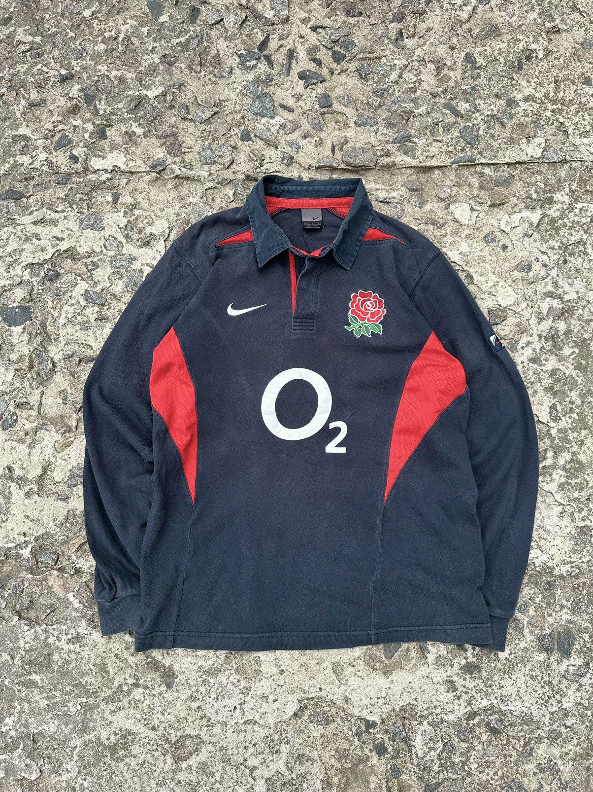 Nike Vintage 00s Nike England Rugby Sweatshirt Size US M / EU 48-50 / 2 - 1 Thumbnail