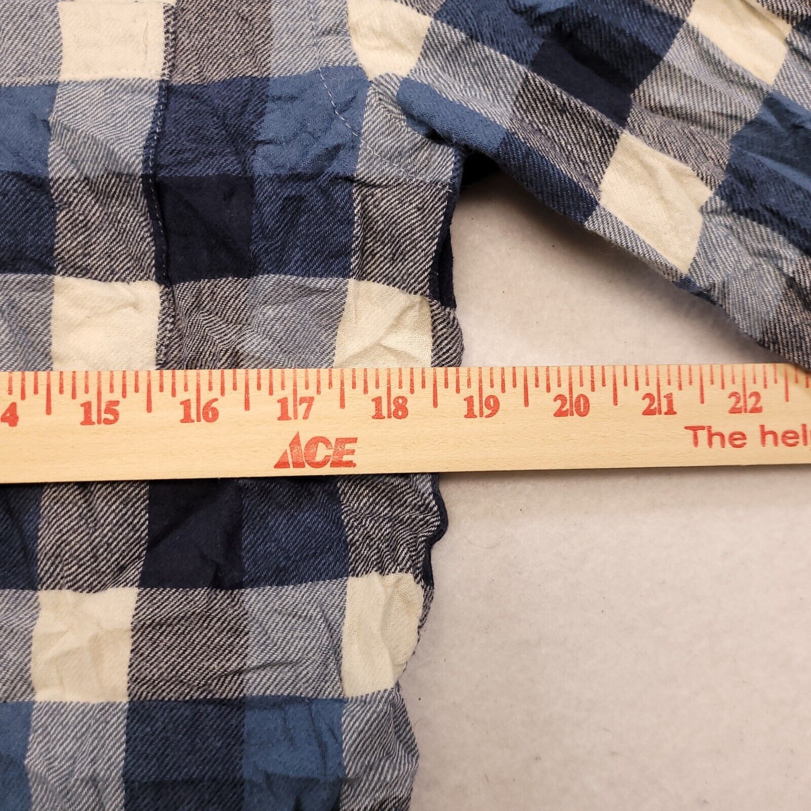 Croft & Barrow Croft & Barrow Gingham Flannel Shirt Mens Size M Blue White Size US M / EU 48-50 / 2 - 9 Thumbnail