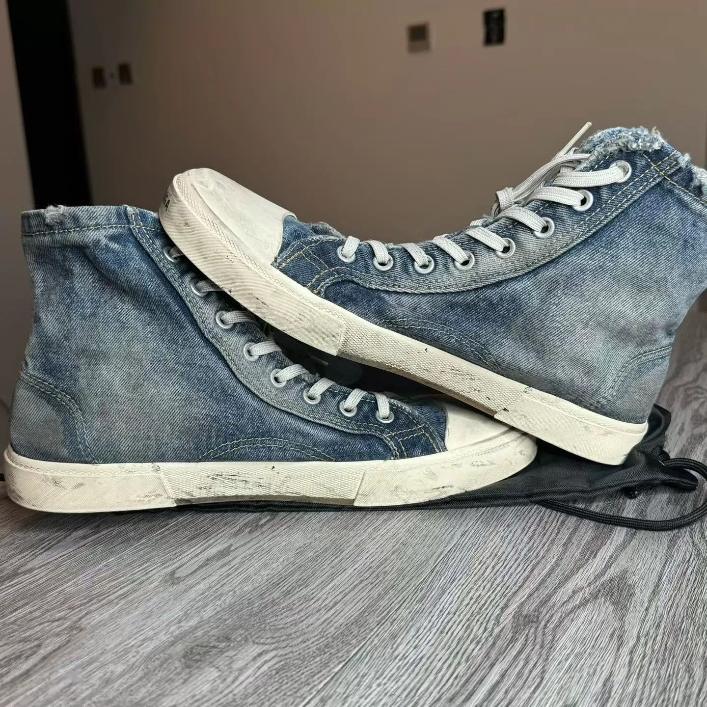 Balenciaga Balenciaga Paris Distressed Denim Sneakers 45 98N Size US 12 / EU 45 - 4 Thumbnail
