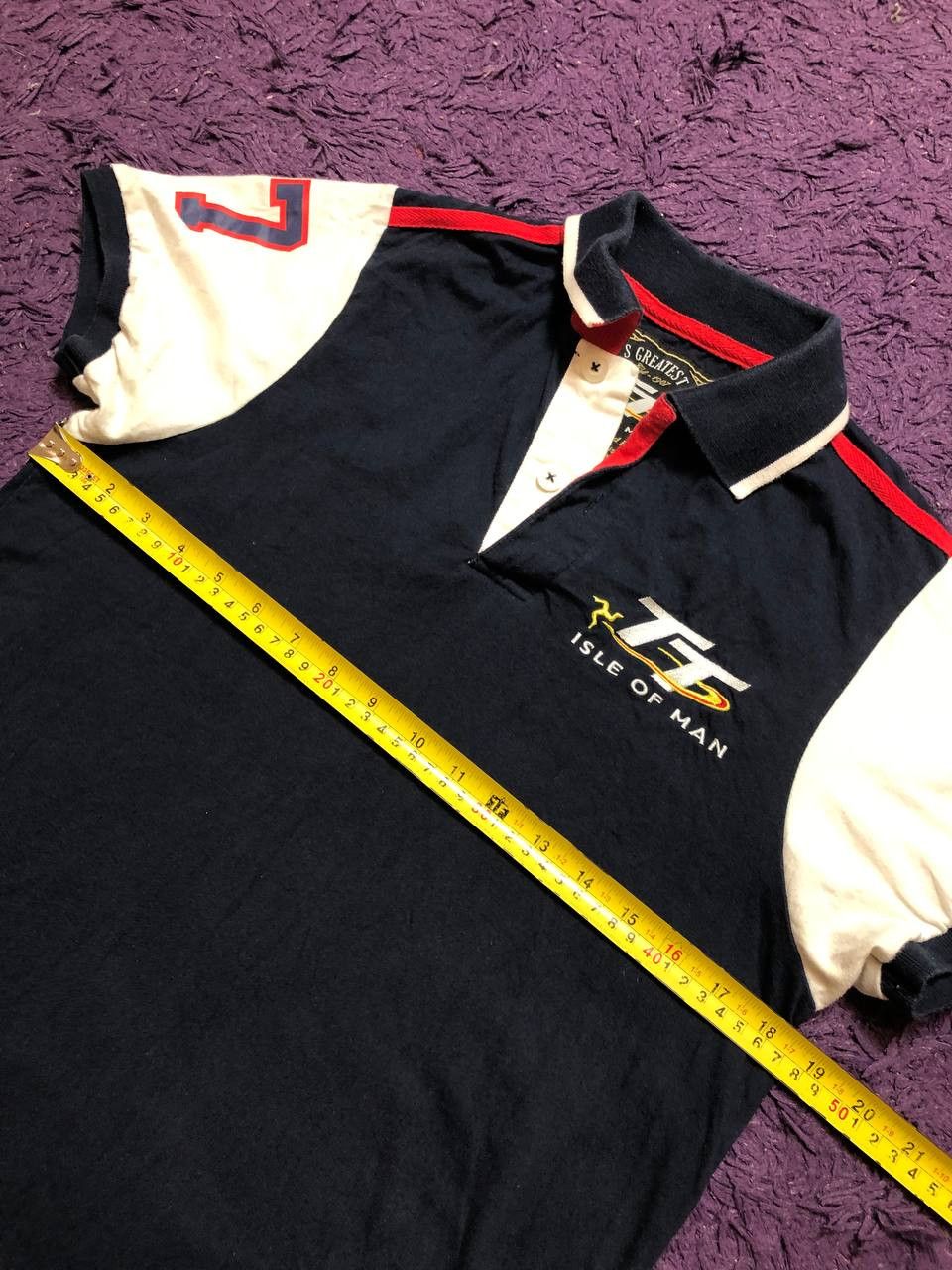 Vintage Vintage Y2K ISLE OF MAN T-Shirt MOTOSPORT Size US S / EU 44-46 / 1 - 9 Thumbnail