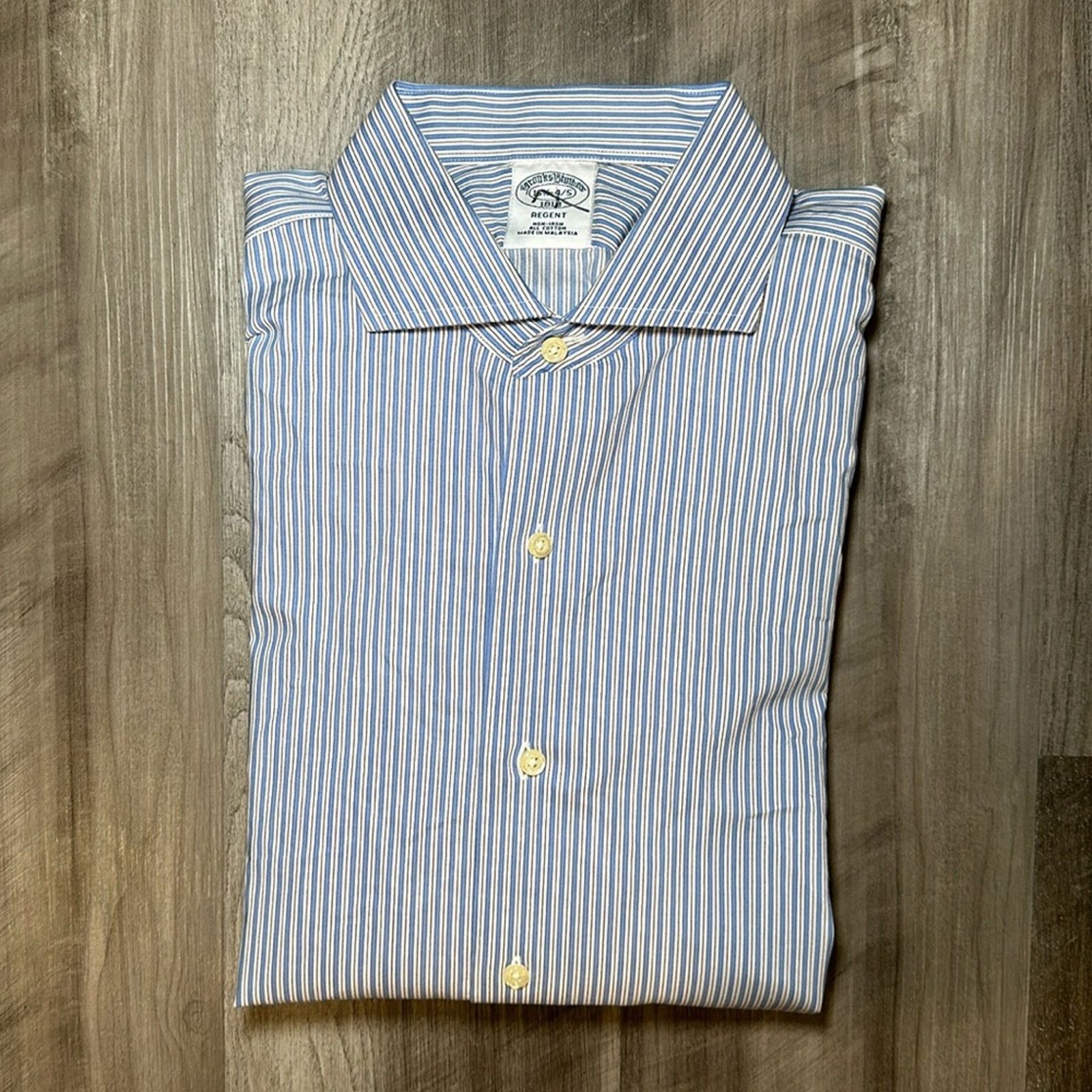 Brooks Brothers Brooks Brothers Regent Non-Iron - 16.5 34/35 (Large) Size US L / EU 52-54 / 3 - 1 Thumbnail