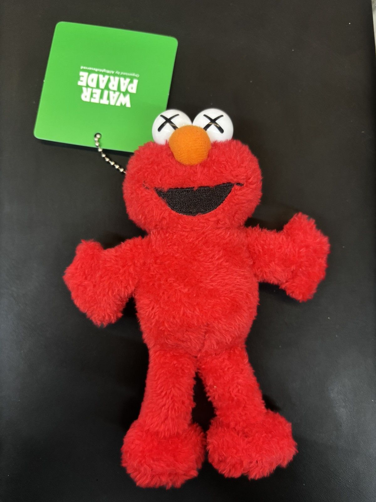 Kaws Kaws x Sesame Street Water Parade Keychain Elmo Size ONE SIZE - 1 Thumbnail