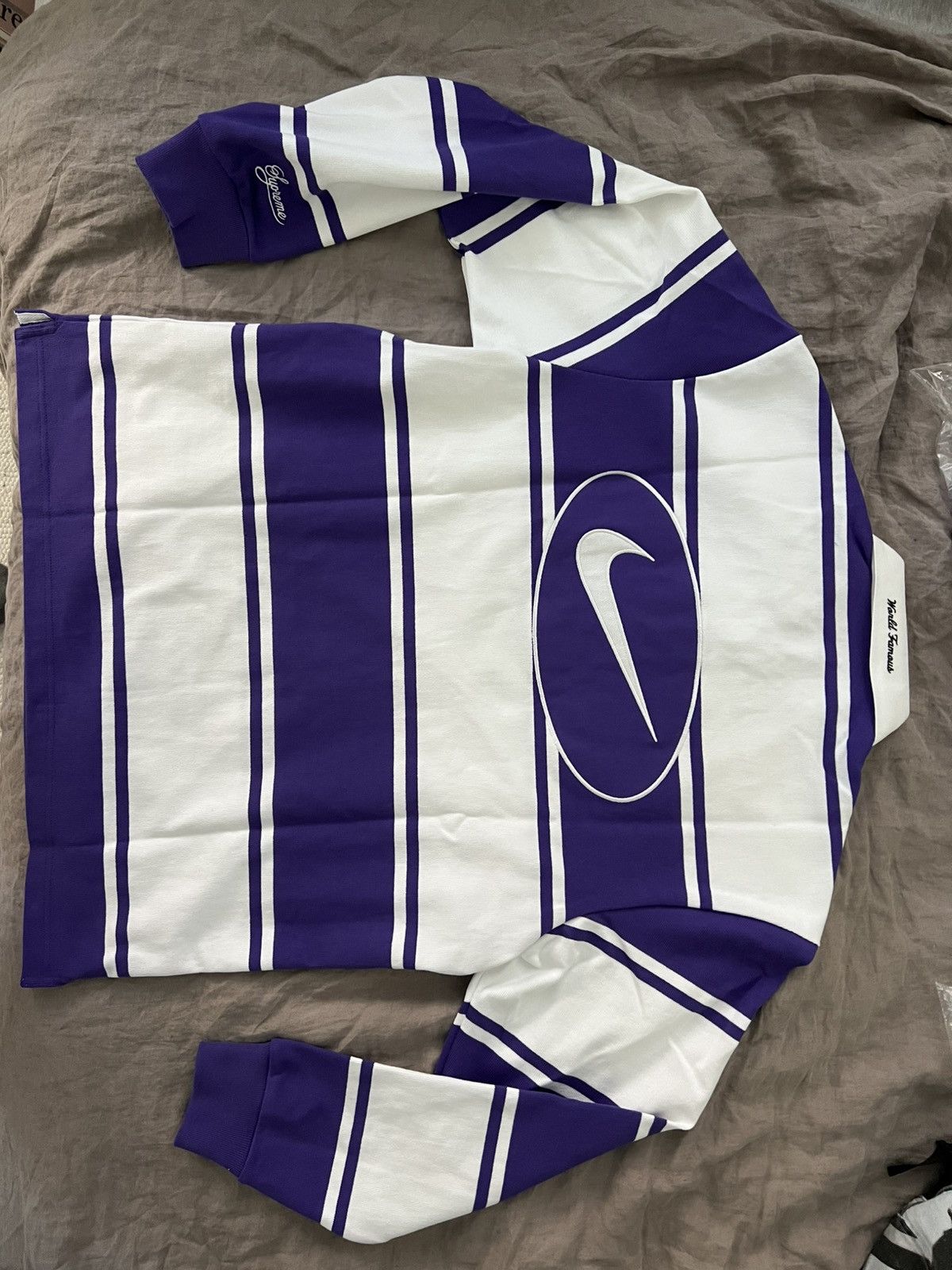 ウェア Supreme x Nike Stripe Rugby Purple M Supreme Nike Stripe Rugby Purple | eBay