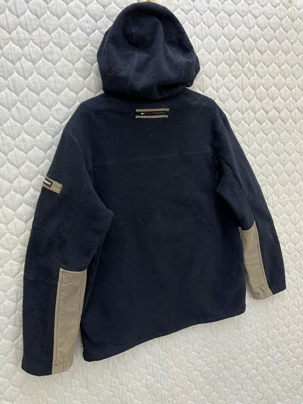 🔥🔥🔥STEALS VINTAGE TOMMY HILFIGER HOODIE FLEECE JACKET