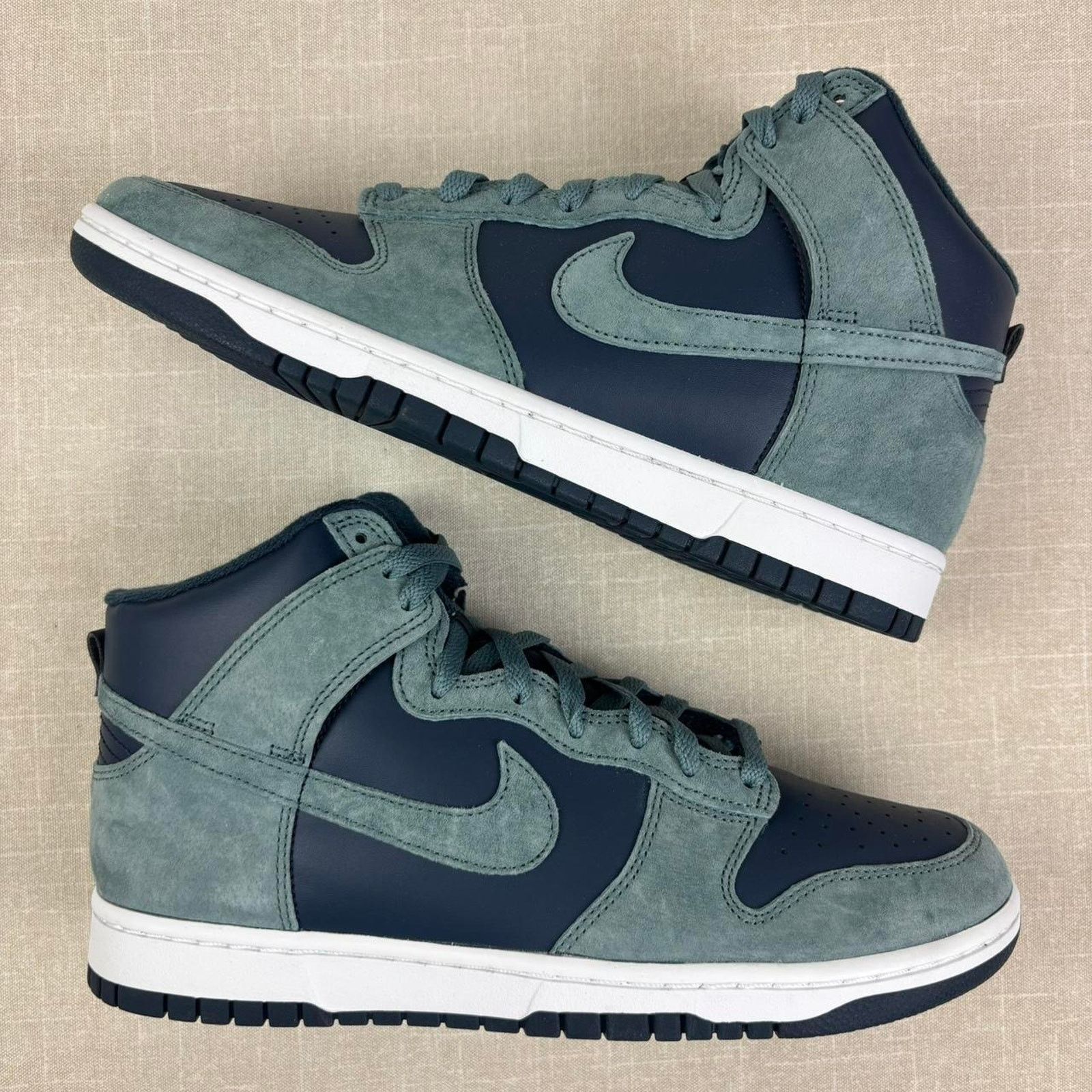 🧵 2022 Nike Dunk High Retro Premium “Armory Navy” 10M
