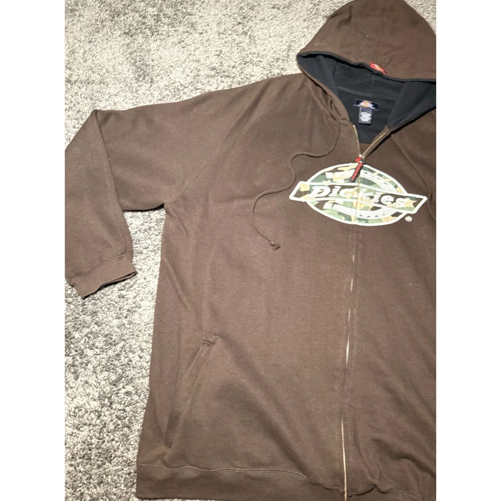 Dickies VINTAGE Dickies Full Zip Hoodie XL Brown Camo Logo Airbrushed Gremlin Cool Mens Hoodie Adult XL Brown Camo Gremlin Logo Zipper Pockets Size US XL / EU 56 / 4 - 5 Thumbnail