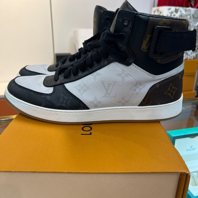 Louis Vuitton Louis Vuitton Rivoli High-Top Fashion Sneakers 0079 Size US 10 / EU 43 - 1 Thumbnail