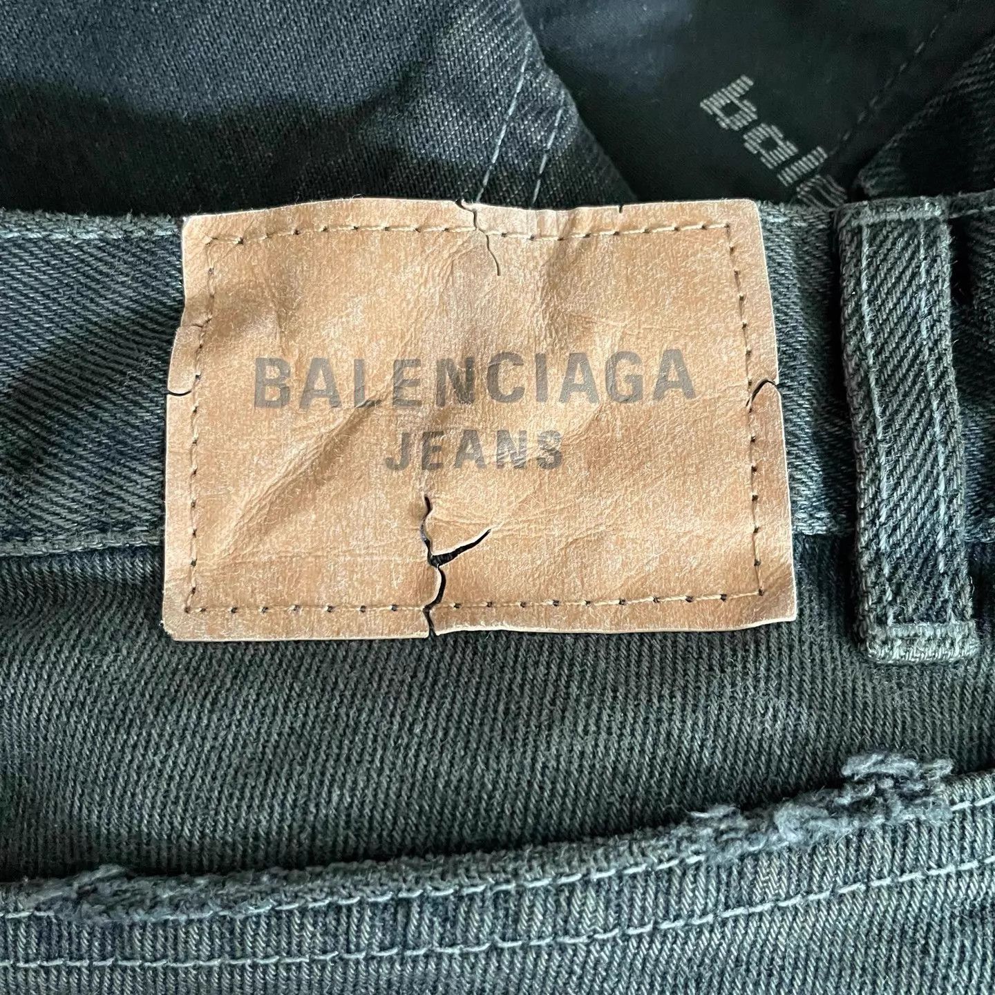 Balenciaga Balenciaga 25 Low-Rise Ripped Black Slim-Straight Jeans S Size 26" / US 2 / IT 38 - 3 Thumbnail