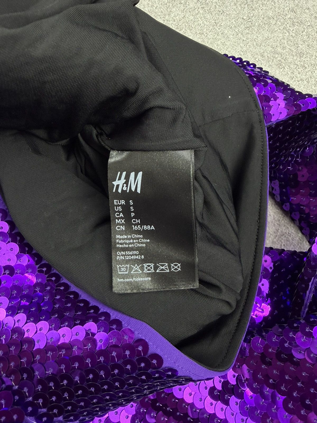 Paco Rabanne Paco Rabbane H&M Purple Sequin Suit Crop Top and Pants S Size S / US 4 / IT 40 - 9 Thumbnail