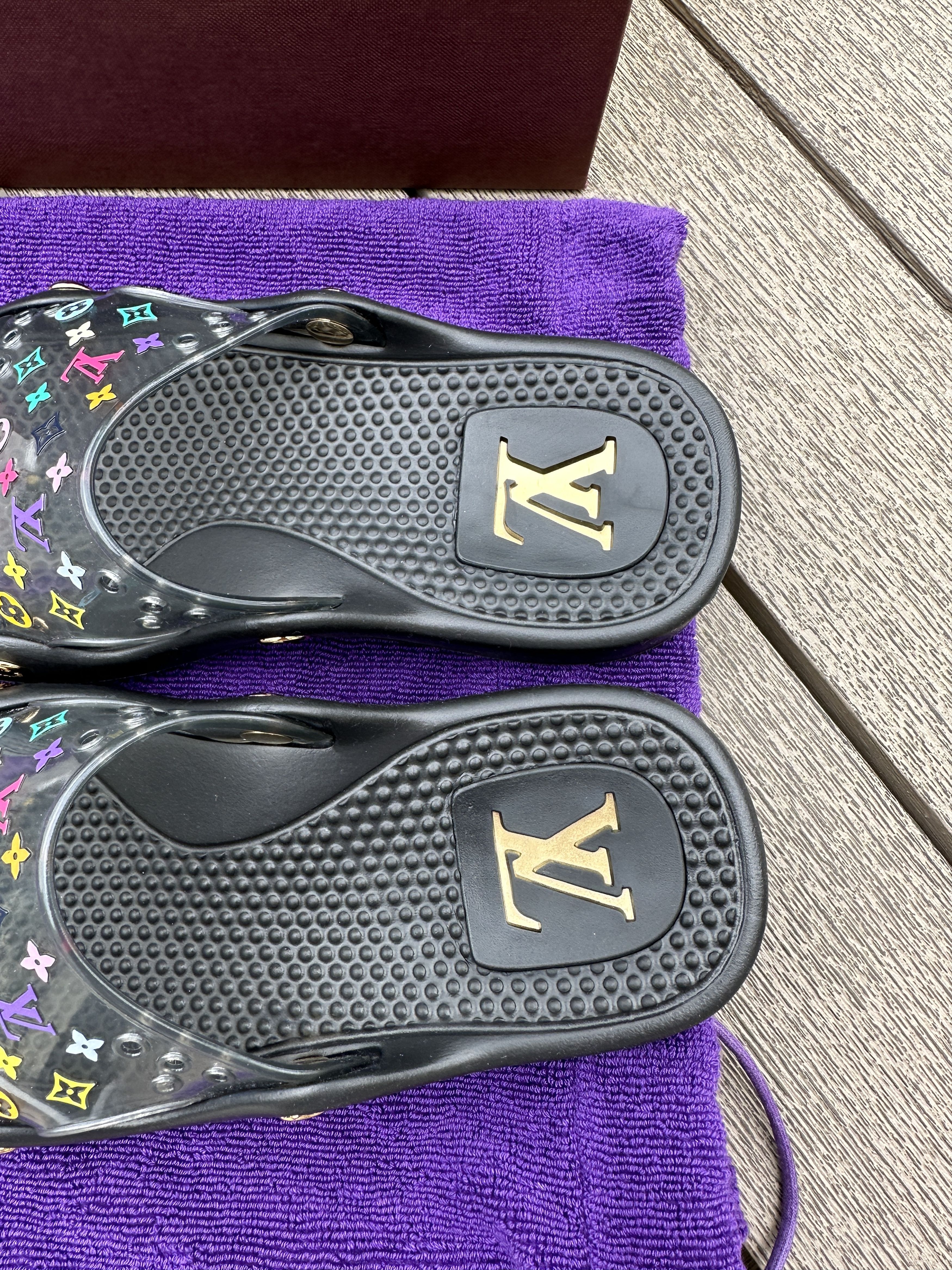 Louis Vuitton × Takashi Murakami Louis Vuitton x Murakami Flip Flops Sandals Shoes Multicolor Size US 5 / IT 35 - 7 Thumbnail