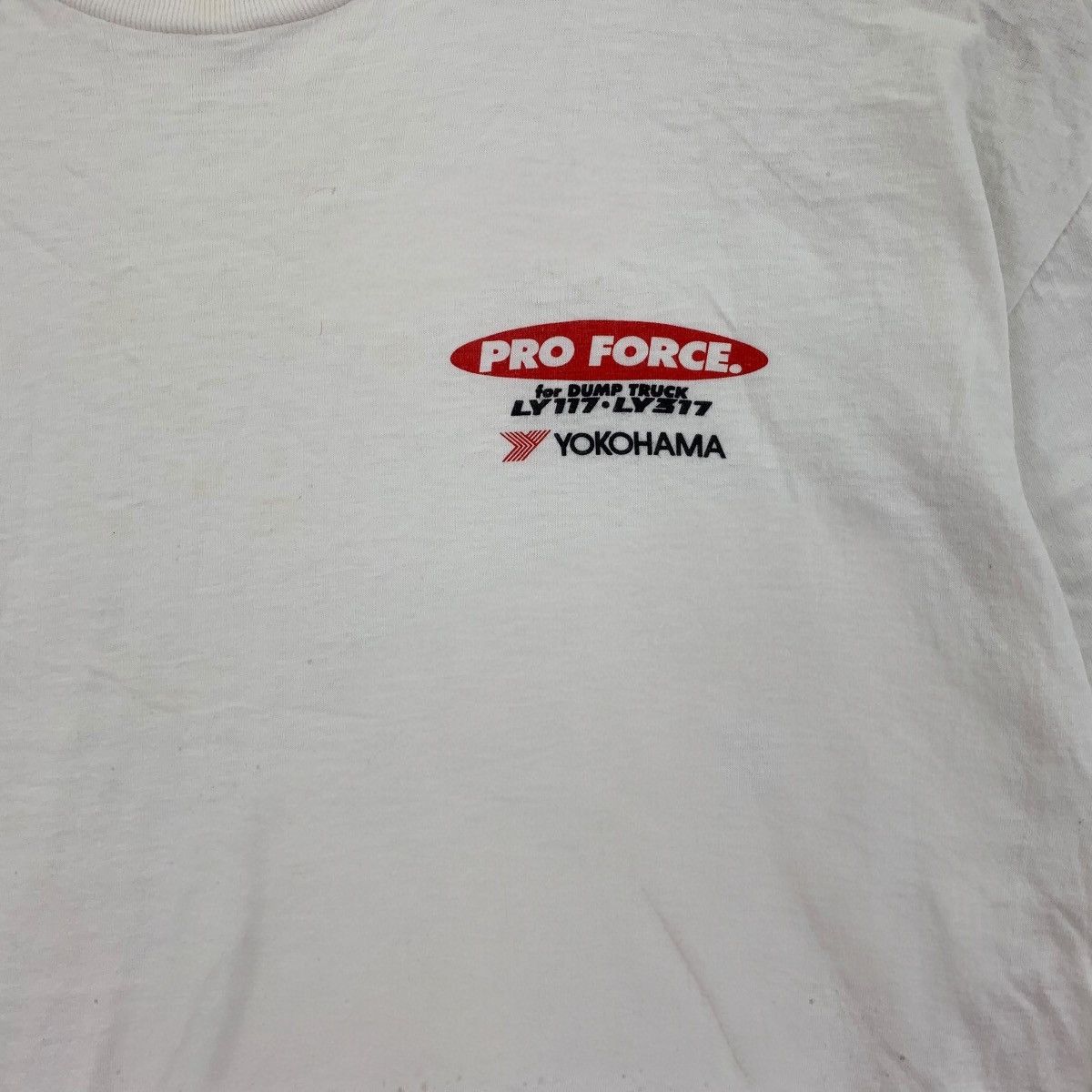 Vintage Vintage 90’ YOKOHAMA PRO FORCE Dump Truck Tee Shirt Top Size US S / EU 44-46 / 1 - 4 Thumbnail