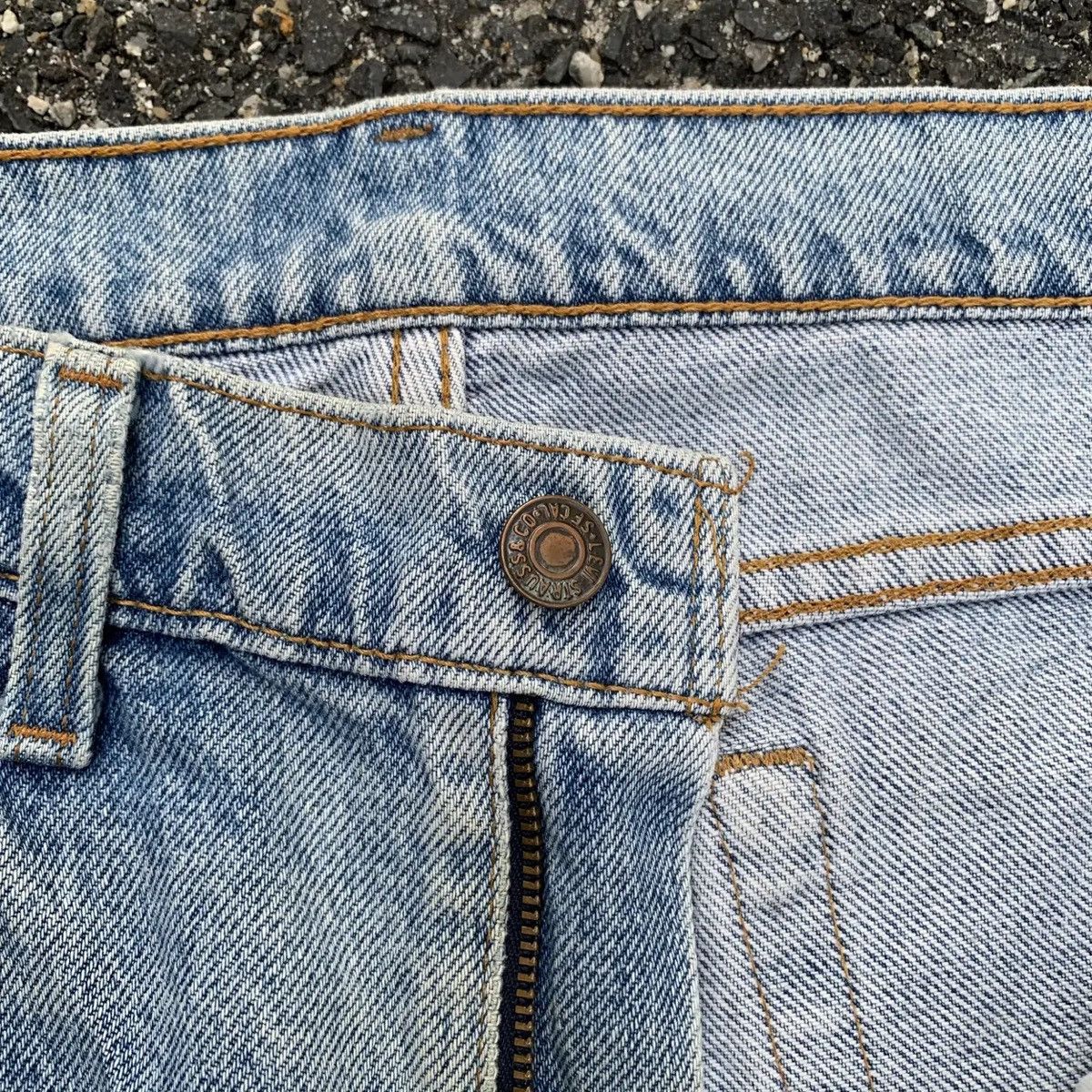 Levi's 💥 Distressed Denim Vtg Levi’s Light Wash Jeans Faded Pants Size US 32 / EU 48 - 10 Thumbnail