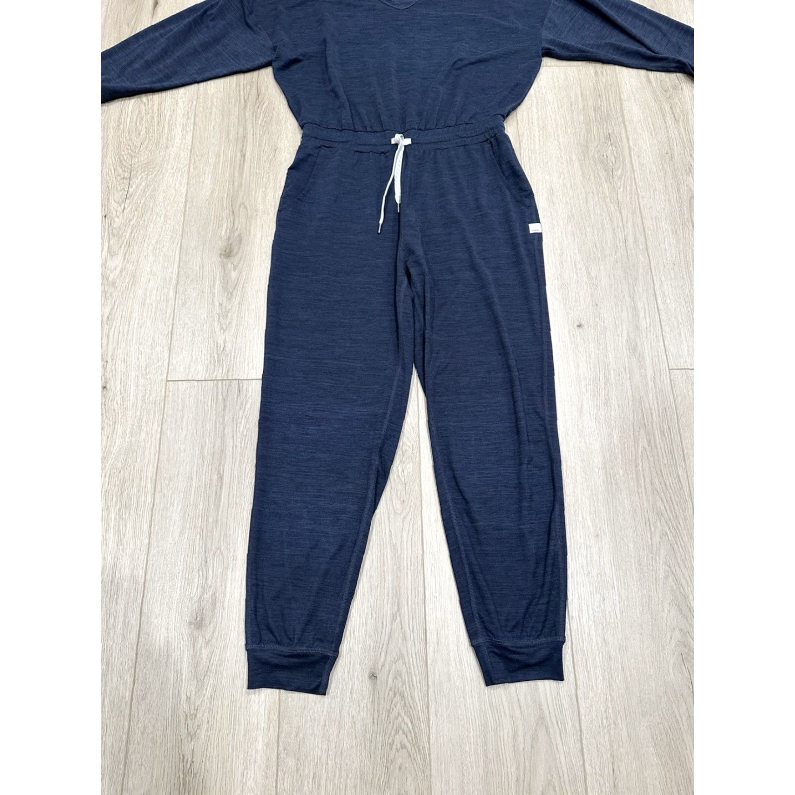 Vuori Vuori Lux Long-Sleeve Romper in Midnight Heather Blue Jumpsuit S Blue Women One-Piece Regular Size S Mens? No gender specified Size 28" / US 6 / IT 42 - 2 Thumbnail