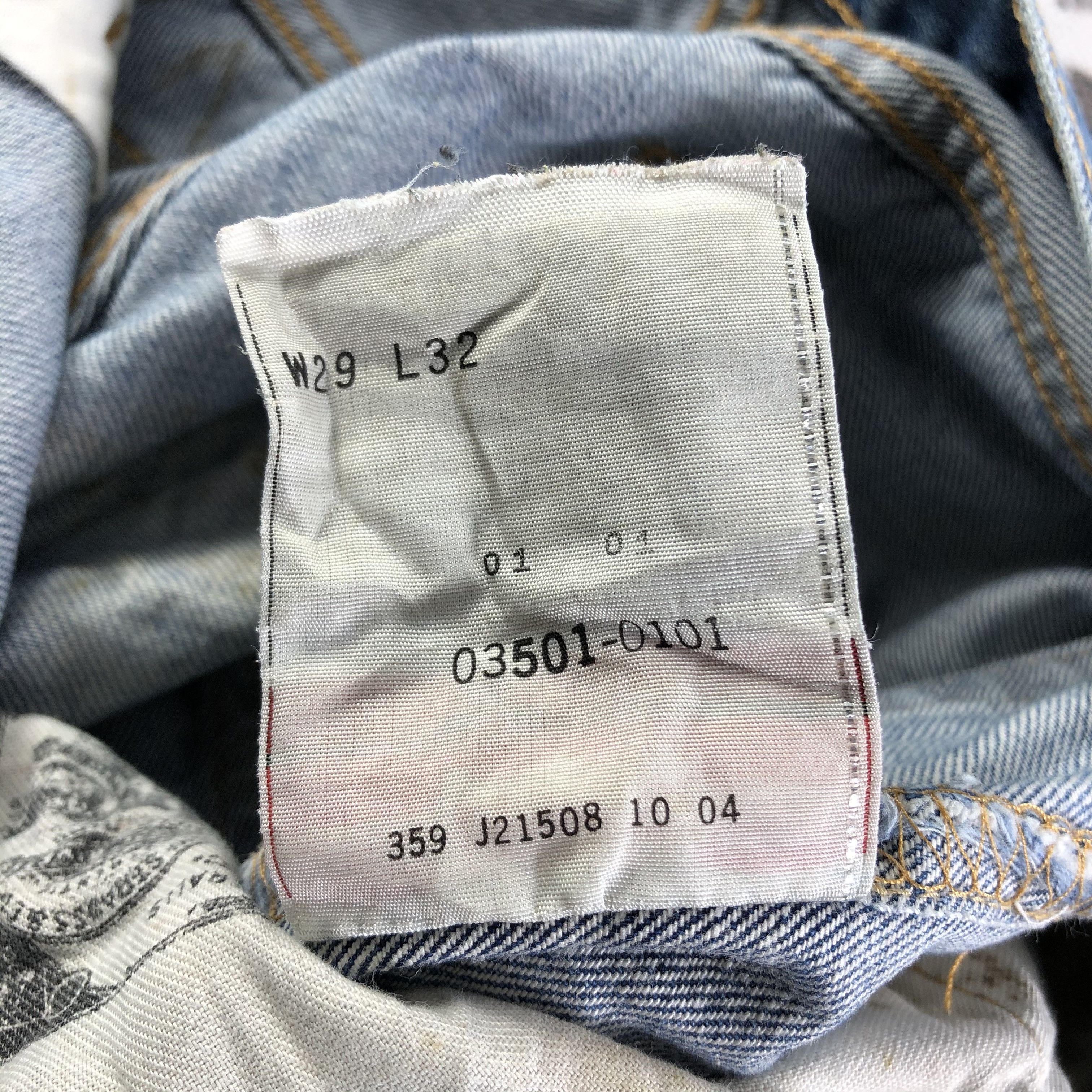 Levi's Vintage Levis 501 Jeans Faded Blue Denim KJ2262 Size US 28 / EU 44 - 10 Thumbnail