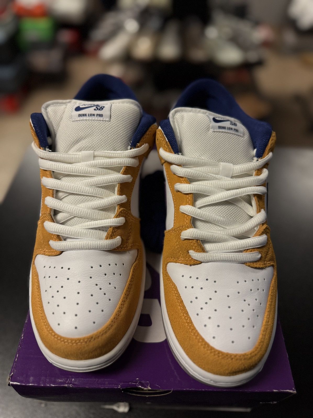 Nike Size 11 - Nike SB Dunk Low Laser Orange 2020 (BQ6817-800) Size US 11 / EU 44 - 4 Thumbnail