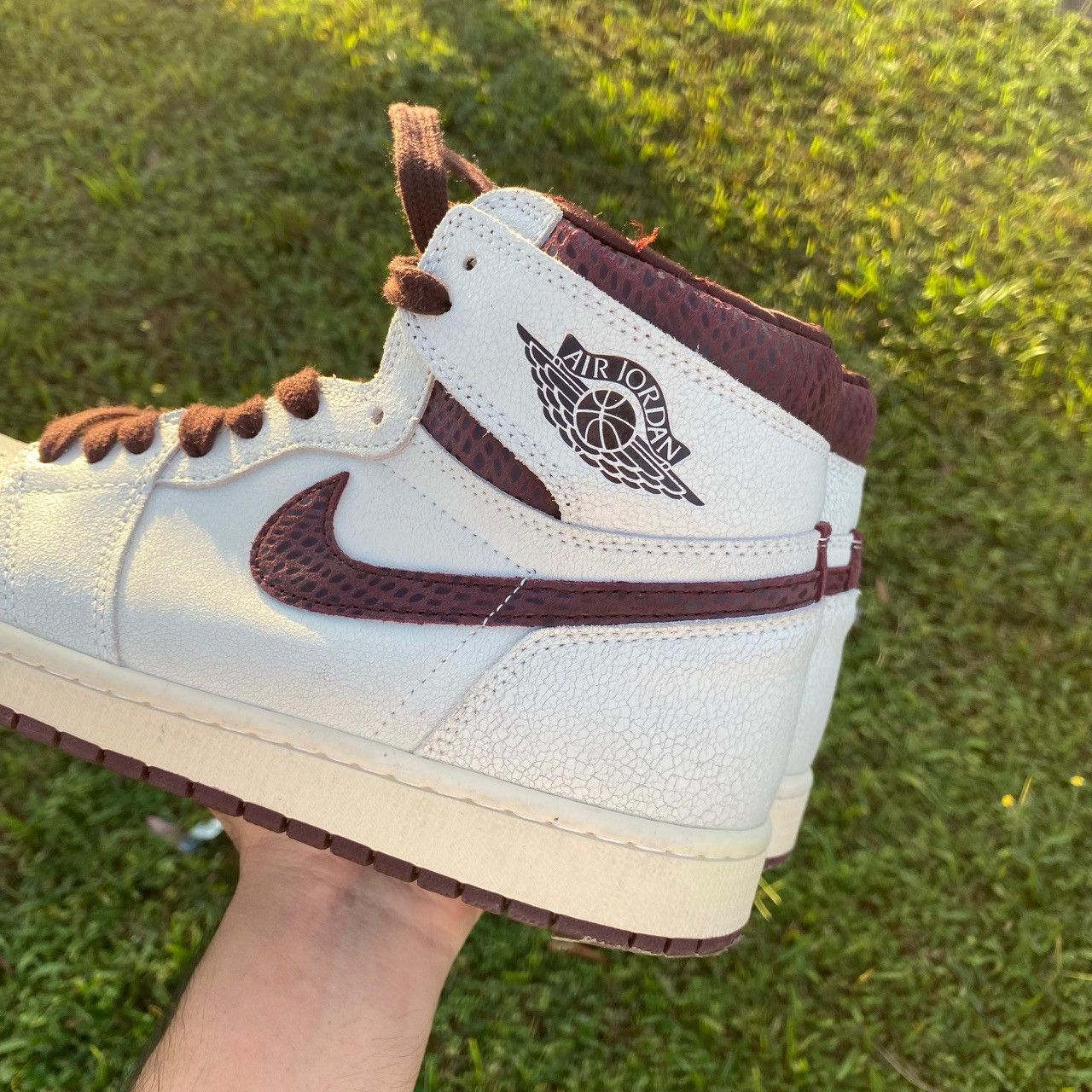 A Ma Maniere × Nike Air Jordan 1 Retro High OG A Ma Maniére “Burgundy Crush” Size US 9 / EU 42 - 11 Thumbnail