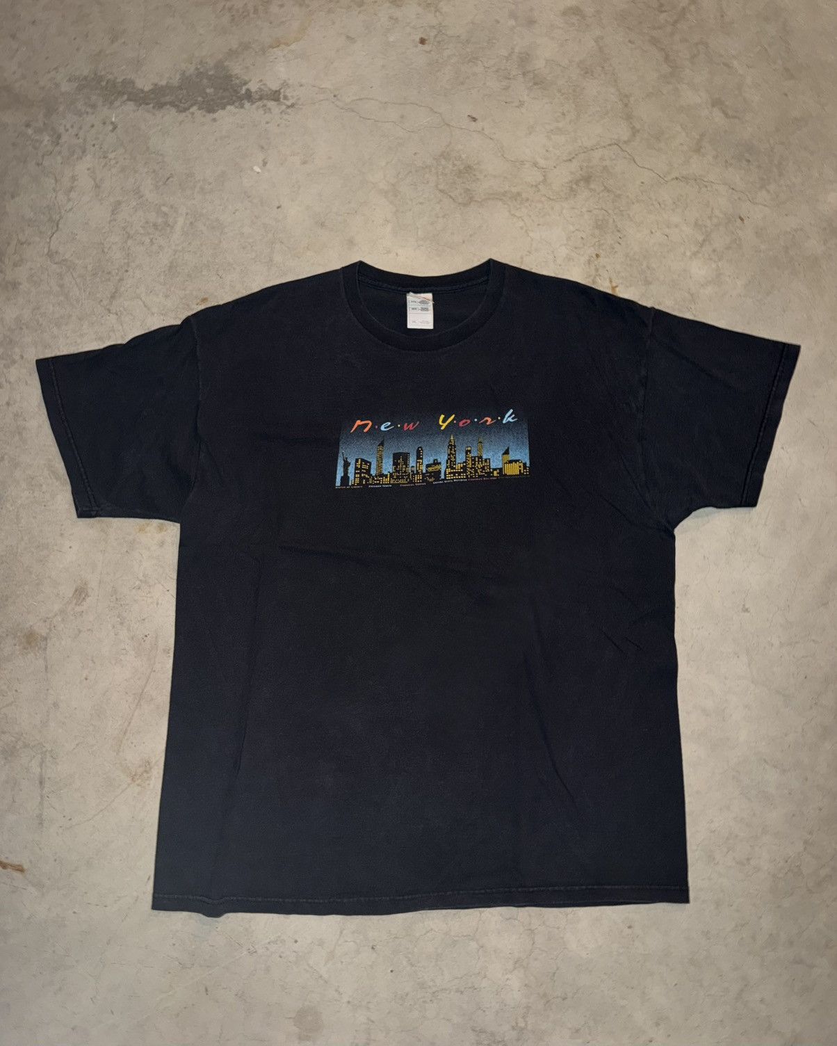 Fruit Of The Loom Vintage New York City NYC Skyline Navy Blue T-Shirt RARE Size US XXL / EU 58 / 5 - 1 Thumbnail