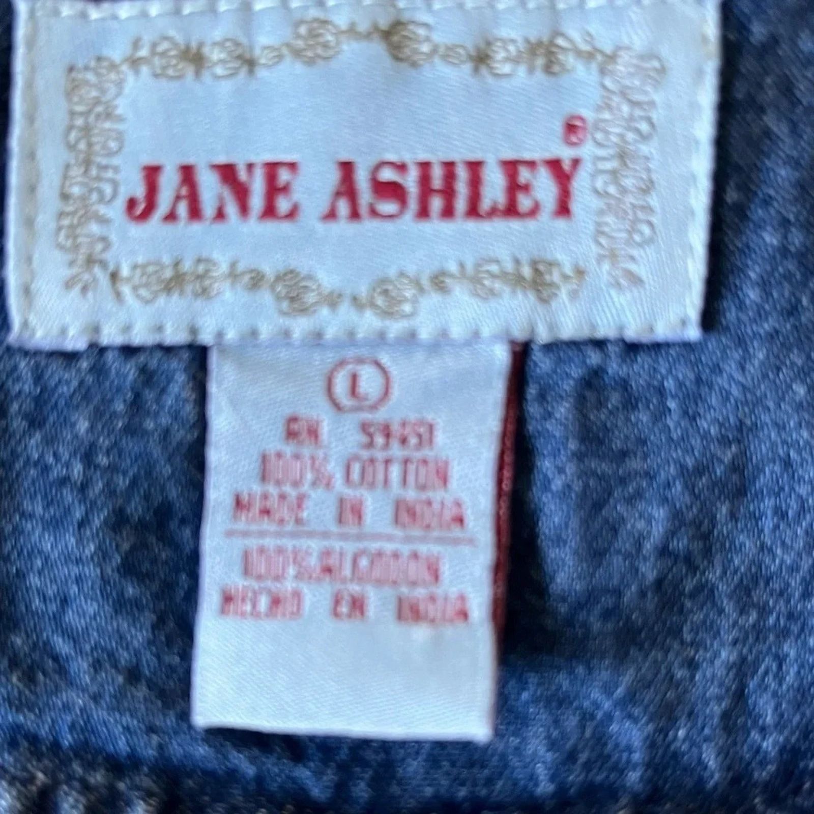 Laura Ashley Jane Ashley vintage full button front denim dress, size Lg Size L / US 10 / IT 46 - 3 Thumbnail