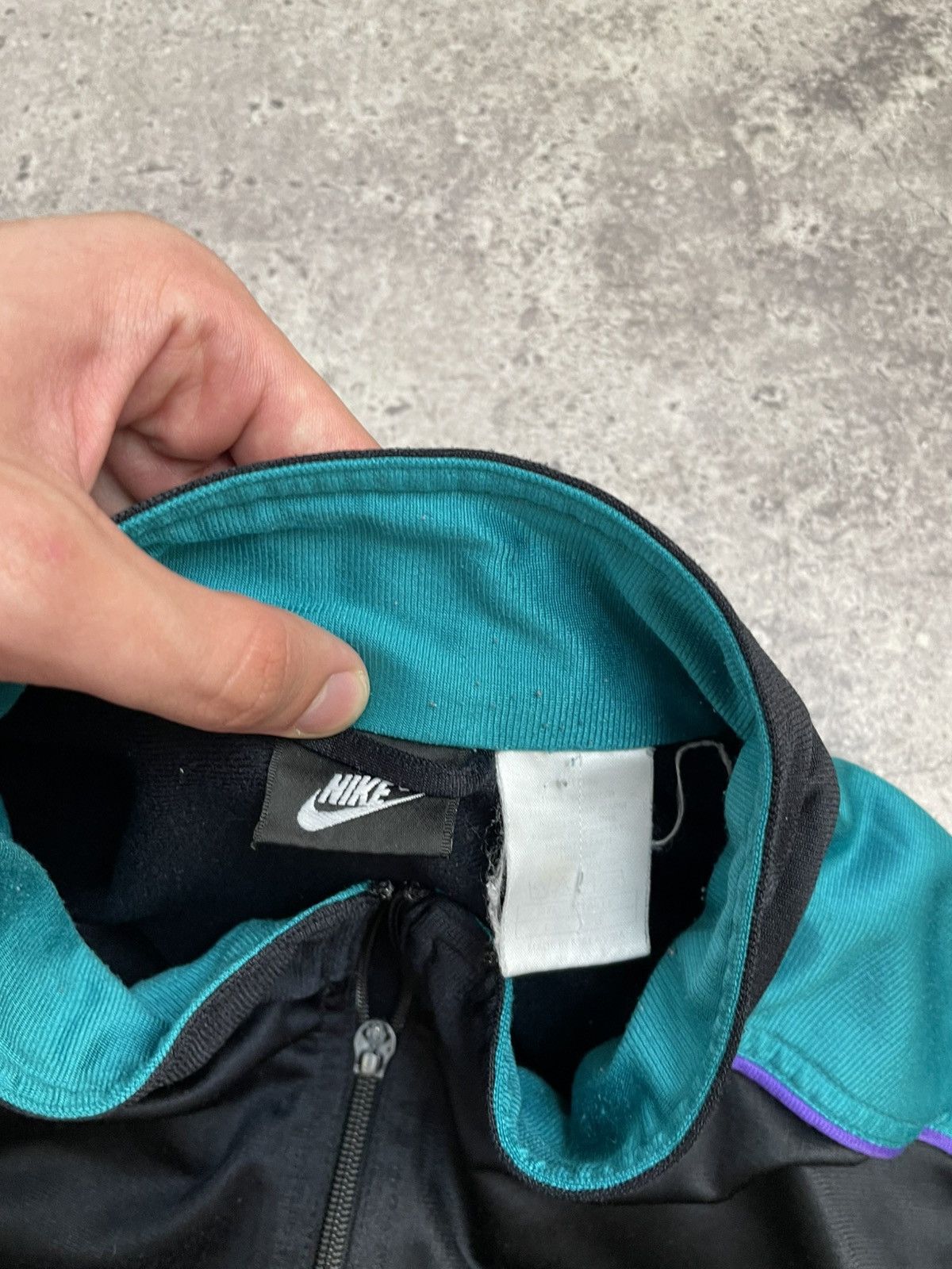 Nike Vintage Nike Tracksuit Suit Jacket And Pants 90s Big Swoosh Size US L / EU 52-54 / 3 - 14 Thumbnail