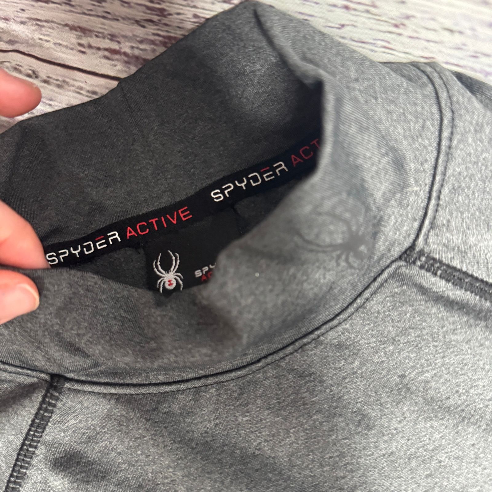 Spyder Spyder Active Gray Base Layer Shirt Size M Long Sleeve Size US M / EU 48-50 / 2 - 6 Thumbnail