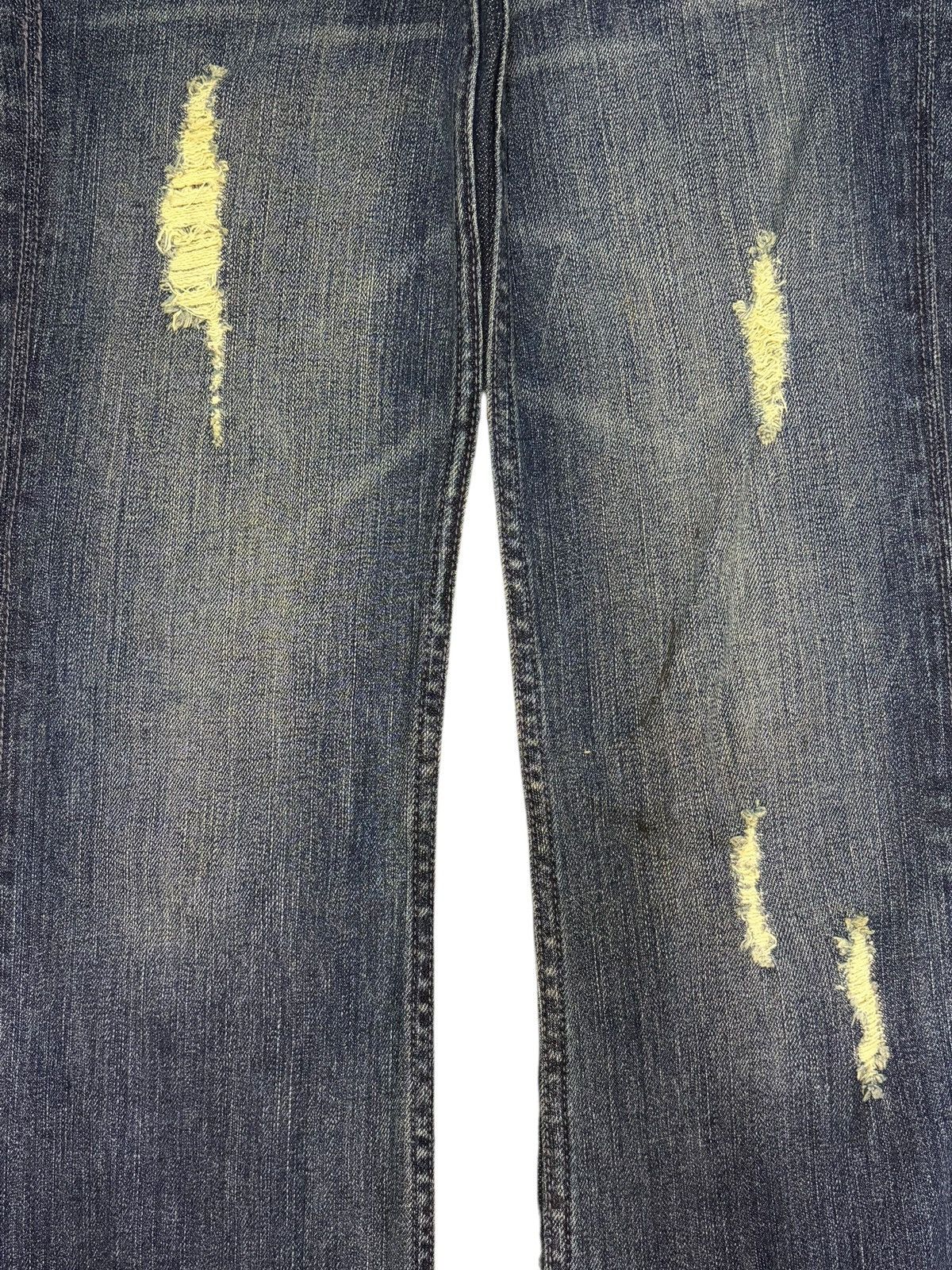 Hysteric Glamour Vintage Japanese Buffalo Distressed Low Rise Flare Jeans Size 27" / US 4 / IT 40 - 3 Thumbnail