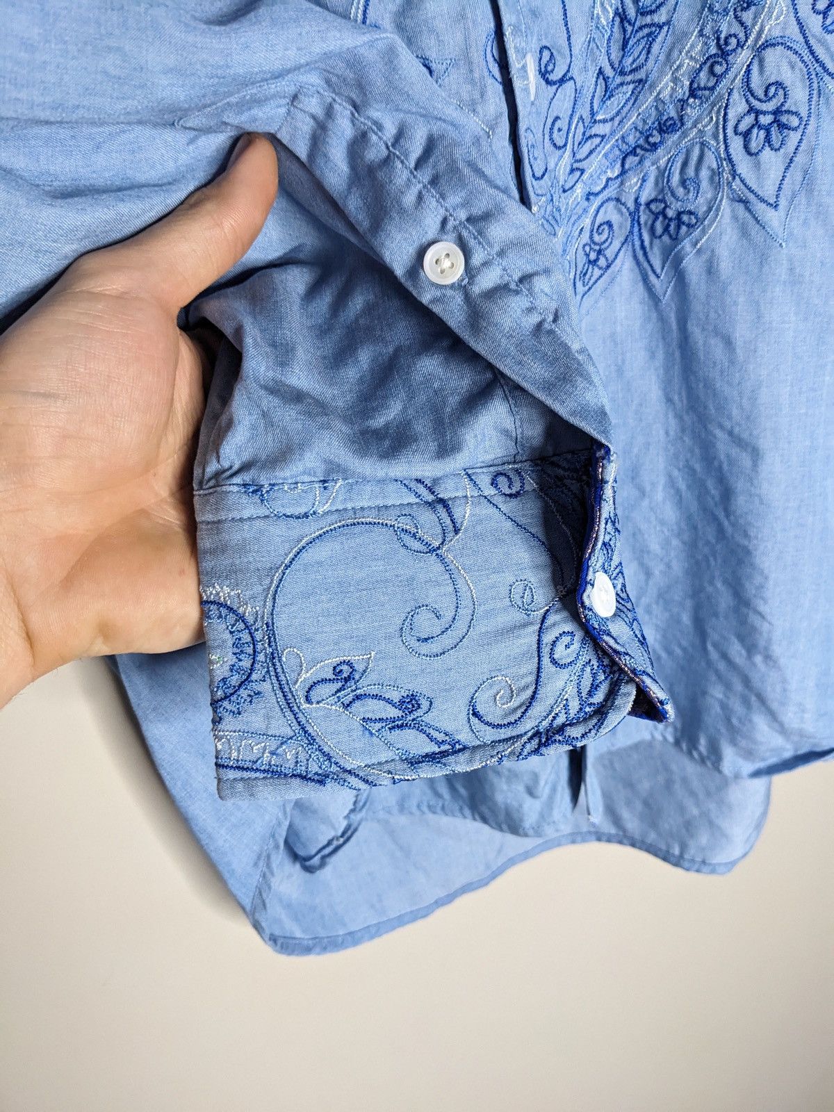 Robert Graham Robert Graham Paisley Flip Cuff Button Up Shirt Large Tencel Size US L / EU 52-54 / 3 - 7 Thumbnail