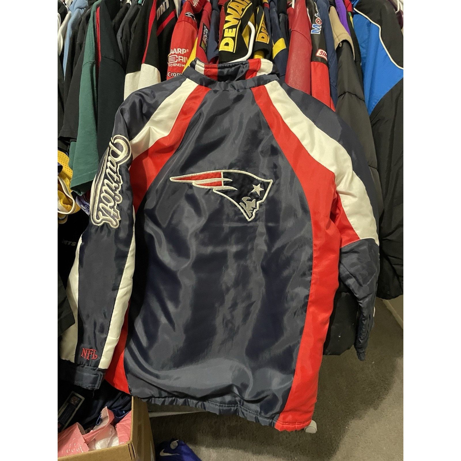NFL Size M(Men’s)- NFL New England Patriots Puffer Coat Jacket Size US M / EU 48-50 / 2 - 2 Thumbnail