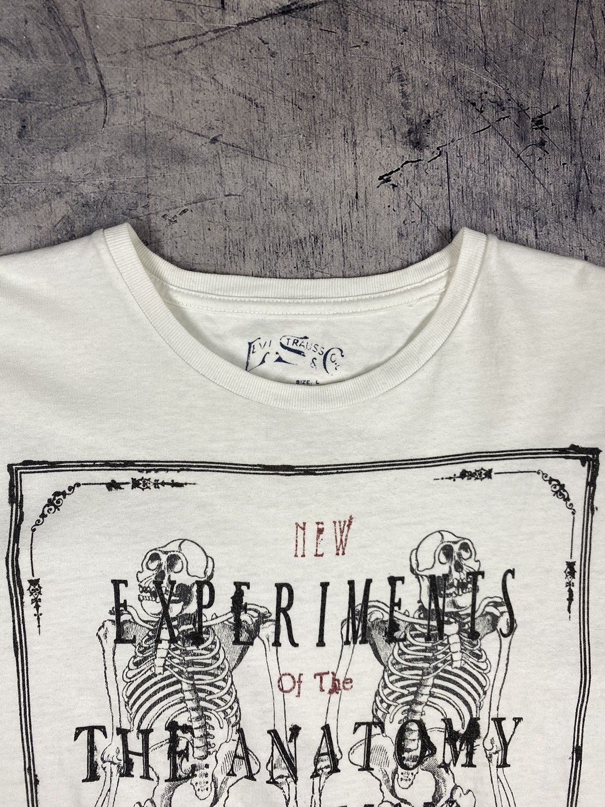 Levi's Levis Human Anatomy Tee T Shirt Size US L / EU 52-54 / 3 - 8 Thumbnail