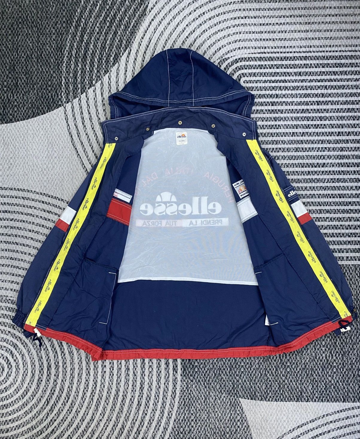 Ellesse Vtg 90s Ellesse Perugia Italia Patches Color Block Jacket Size US L / EU 52-54 / 3 - 6 Thumbnail