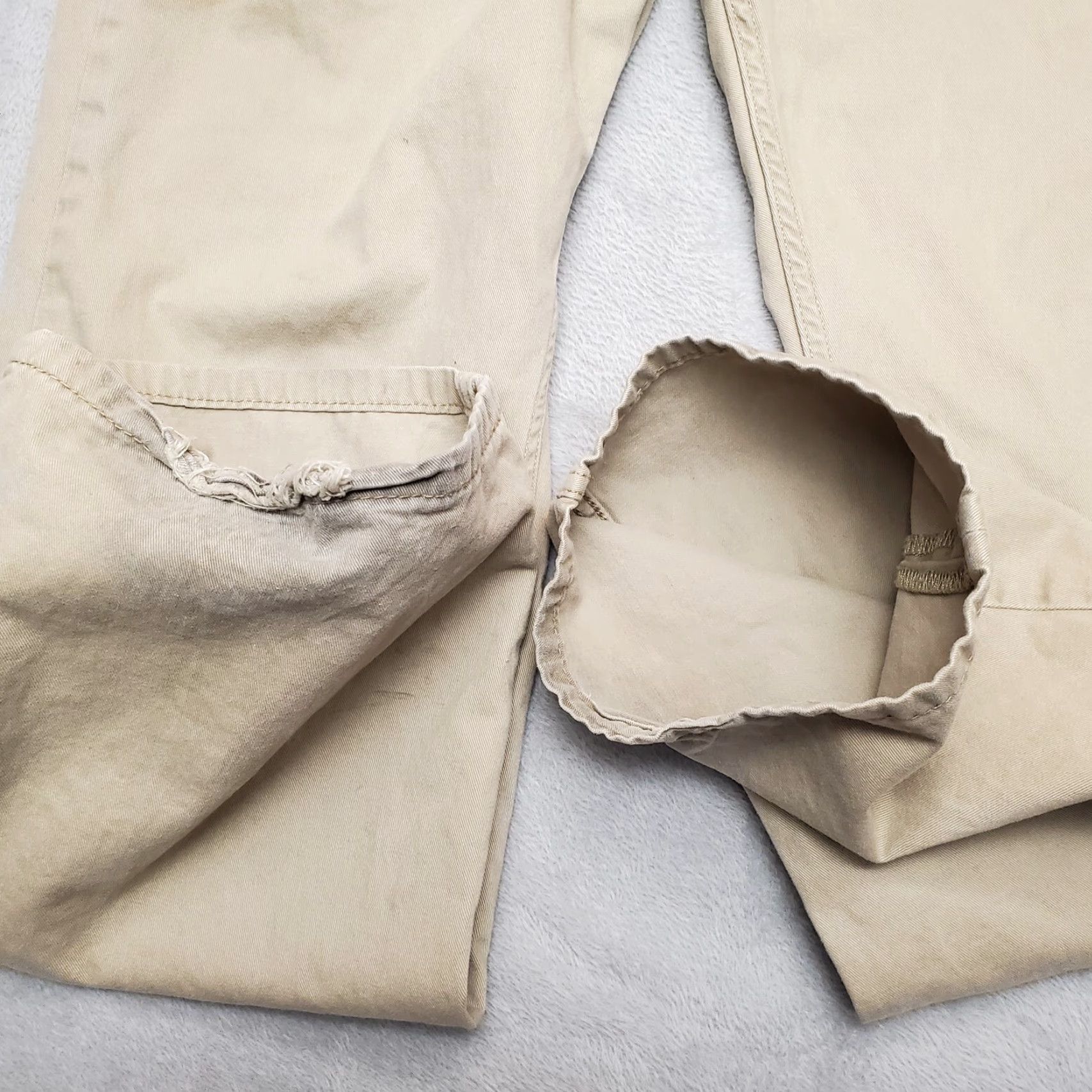 Vintage Levis Pants Mens 34x32 Beige Khaki Chino White Tab Flat Front Casual Flaws 559 Size US 38 / EU 54 - 5 Thumbnail