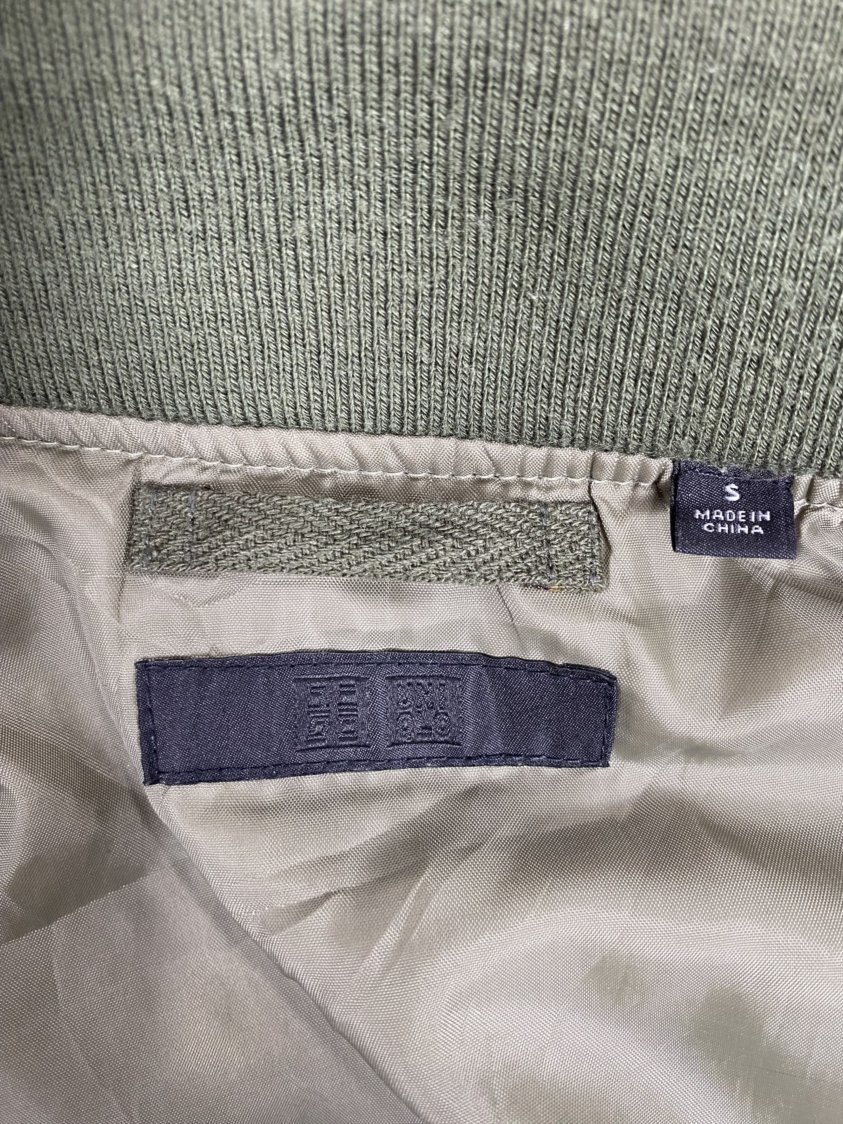 Uniqlo Vintage Uniqlo Bombers Jacket PJ2504 Size US S / EU 44-46 / 1 - 7 Thumbnail