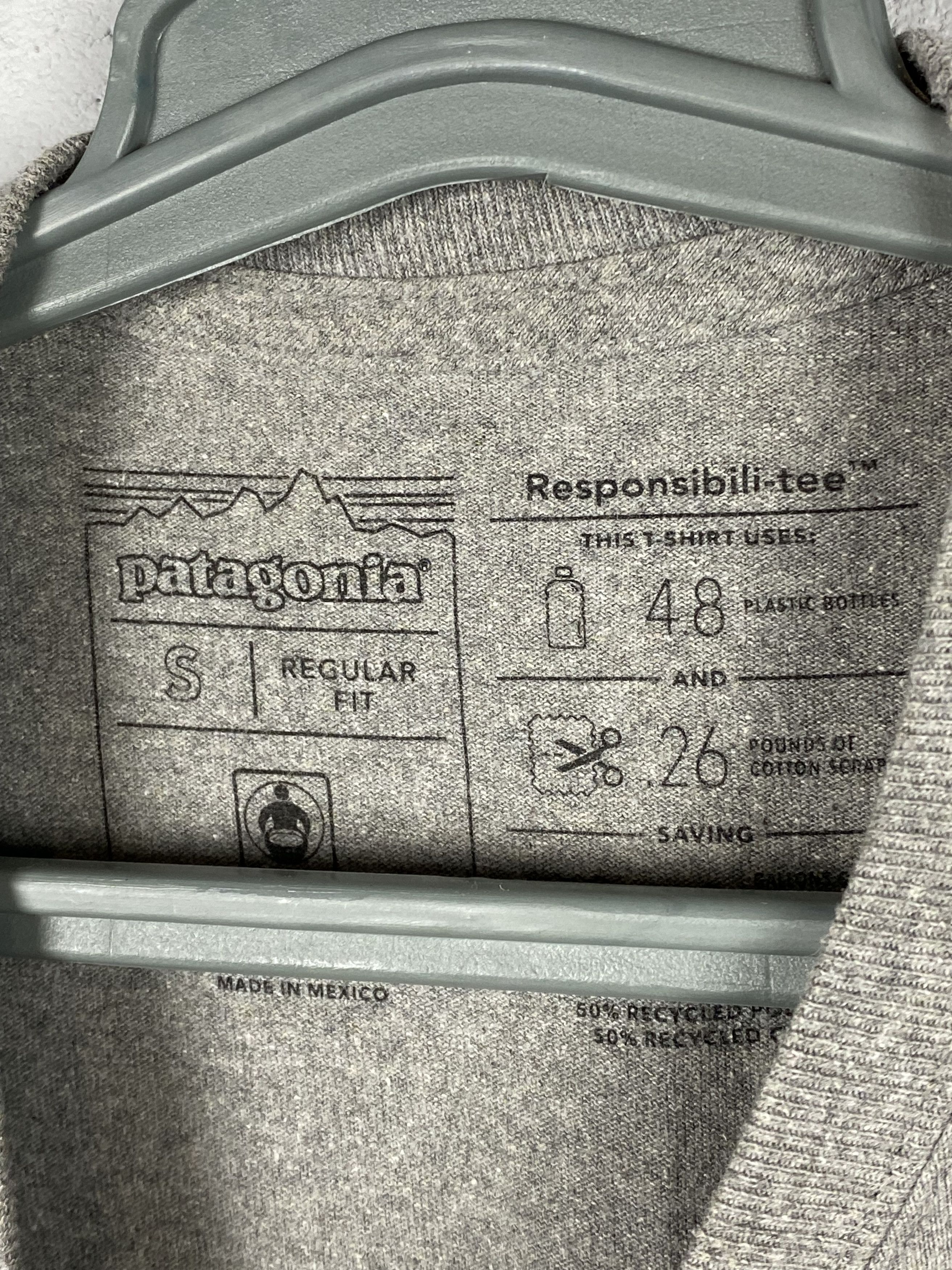 Patagonia × Vintage Patagonia Back Logo T-Shirt Grey Size US S / EU 44-46 / 1 - 5 Thumbnail
