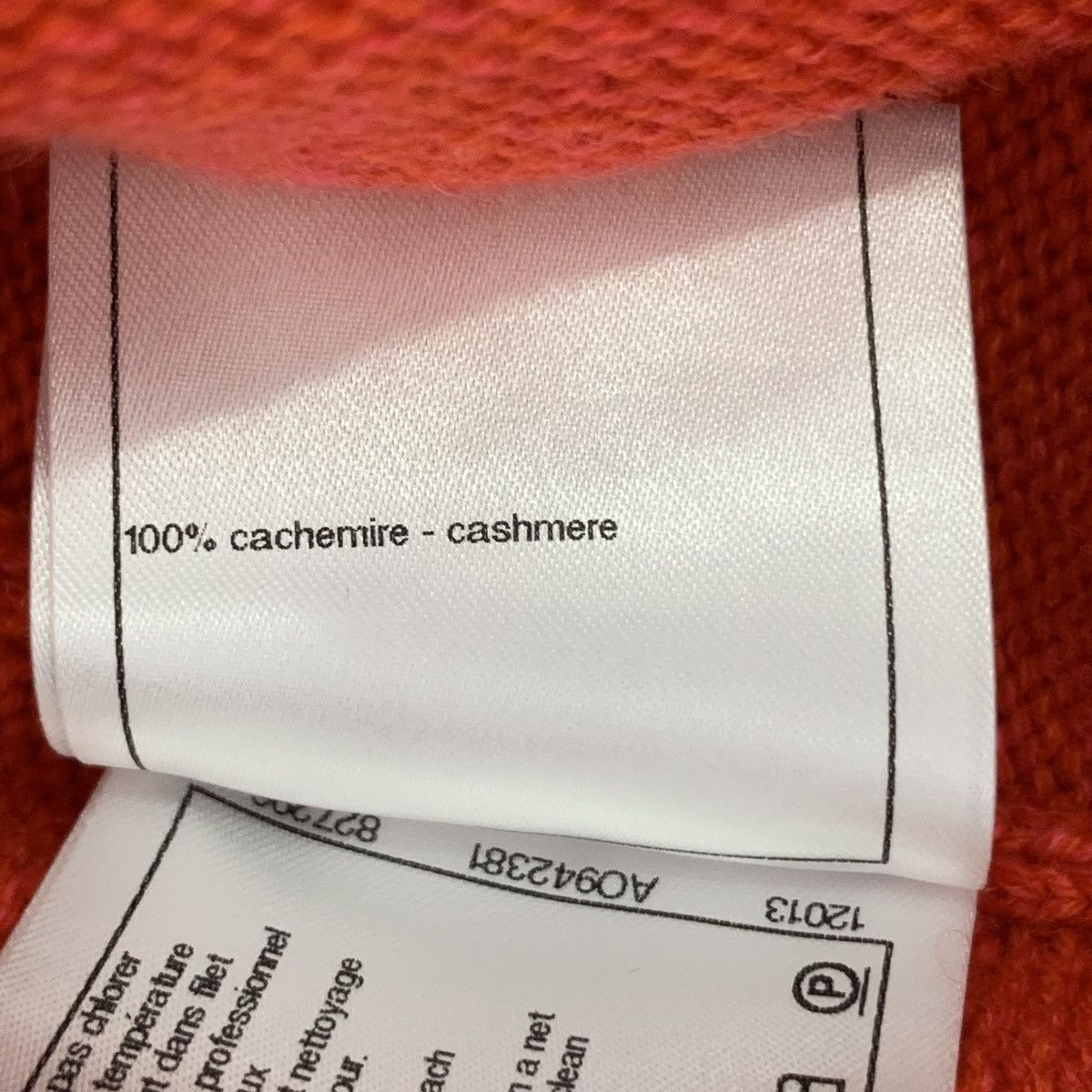 Chanel Chanel Red Pearl Button Cashmere Knit Dress K26WX Size XXS / US 00 / IT 34 - 8 Thumbnail