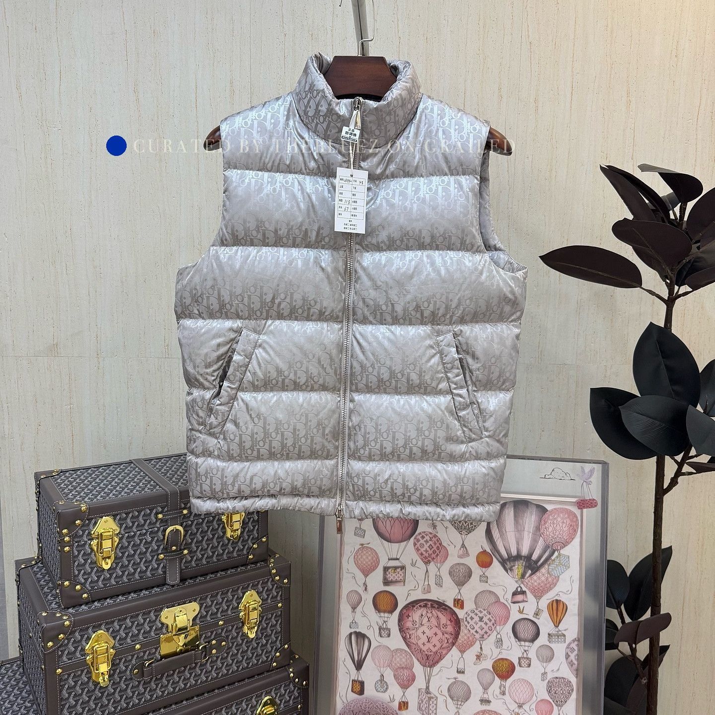 Dior Gray Monogram Puffer Vest in Size M Size US M / EU 48-50 / 2 - 1 Thumbnail