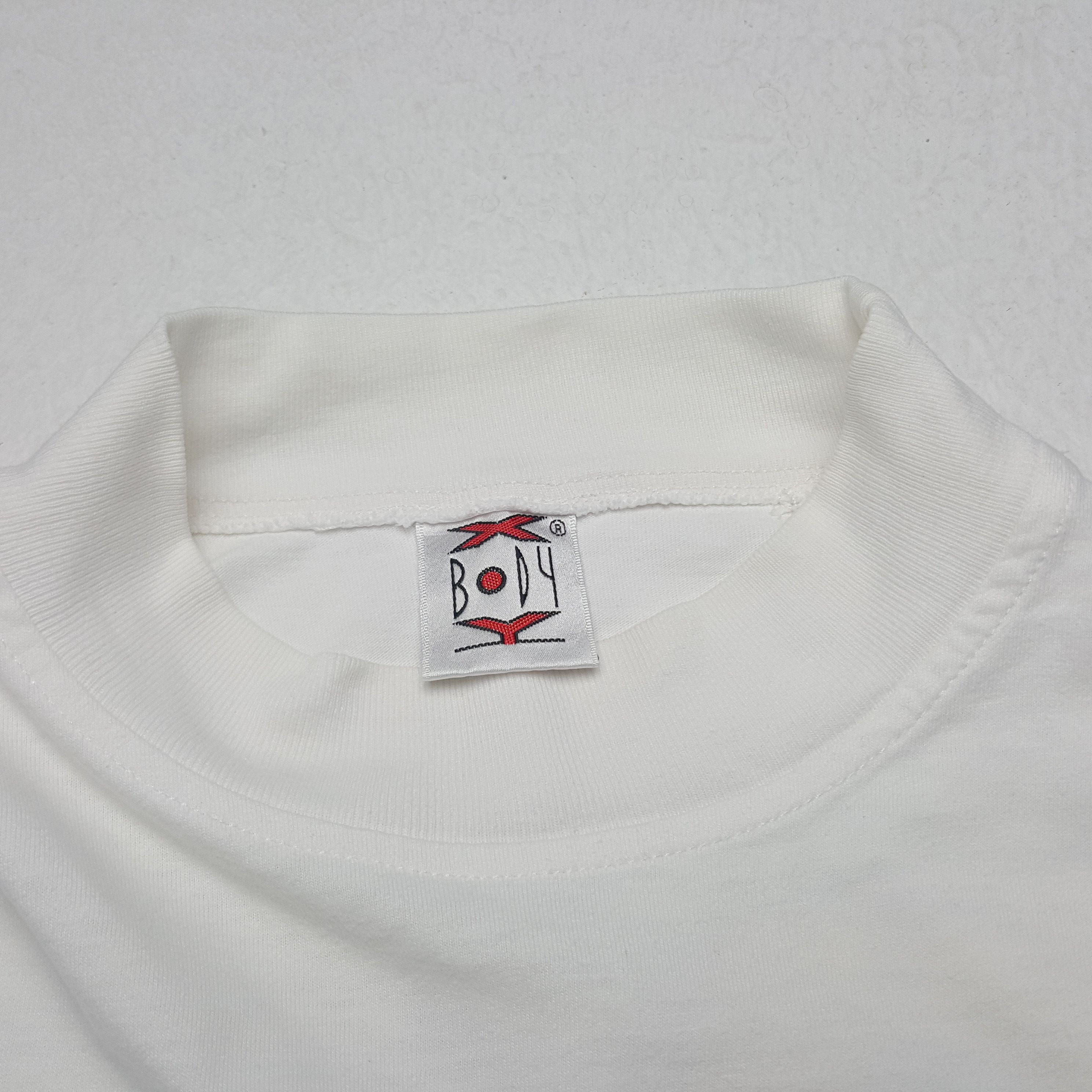 Vintage Vintage Tintin In The Congo American Cartoon Movie Tshirt Size US L / EU 52-54 / 3 - 5 Thumbnail