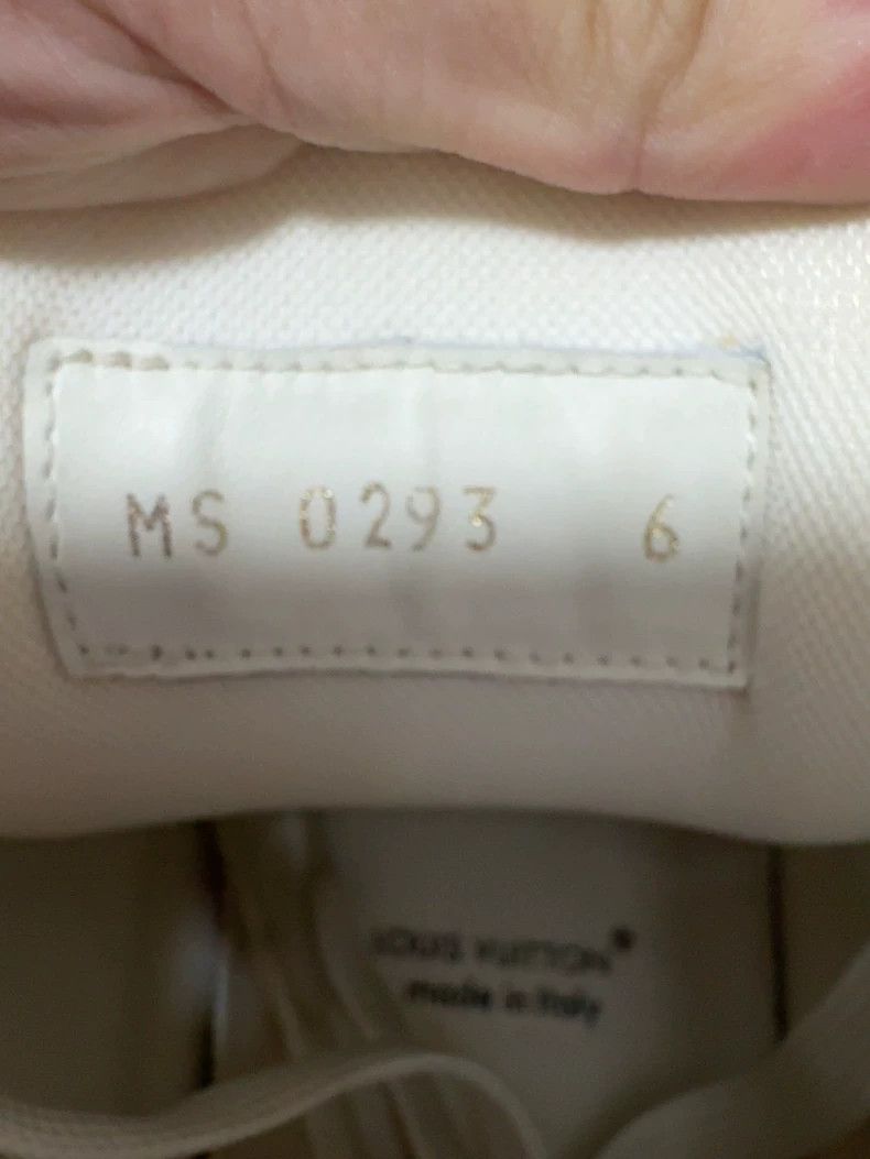 Louis Vuitton Louis Vuitton Trainer leather lightweight low-cut board sh Size US 7 / EU 40 - 5 Thumbnail