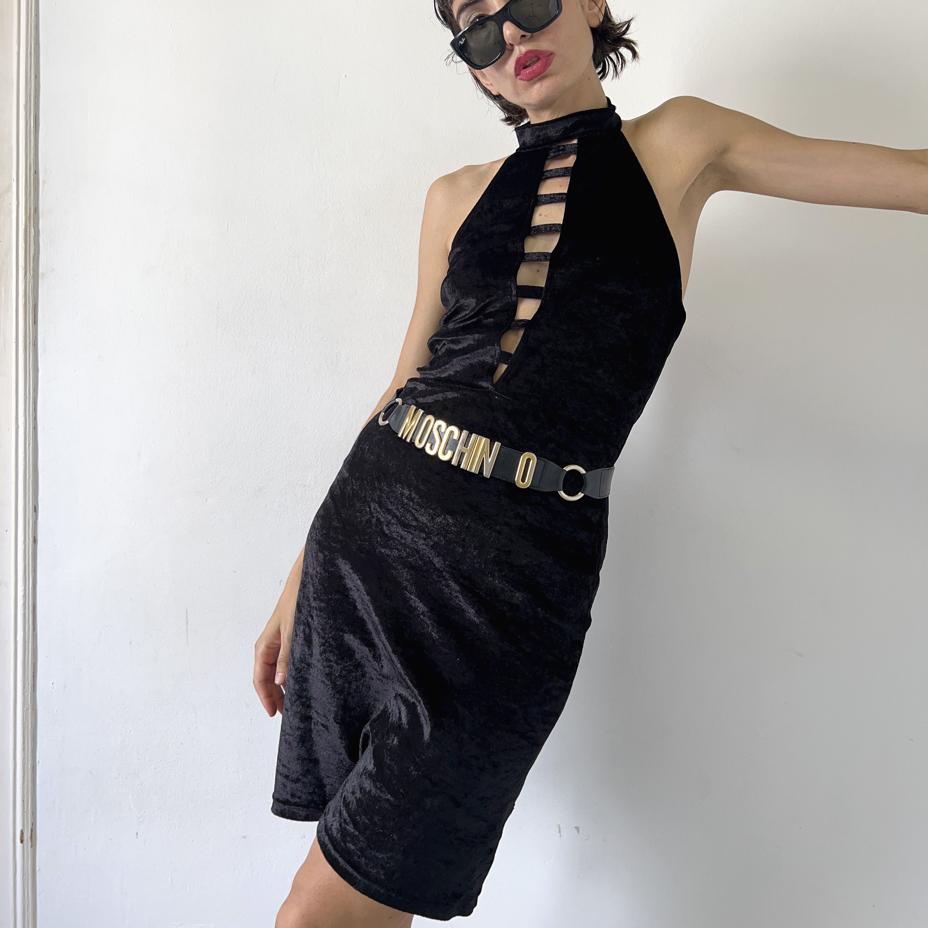 Vintage Vintage 90s Black Velvet Halter Backless Dress Size M / US 6-8 / IT 42-44 - 3 Thumbnail