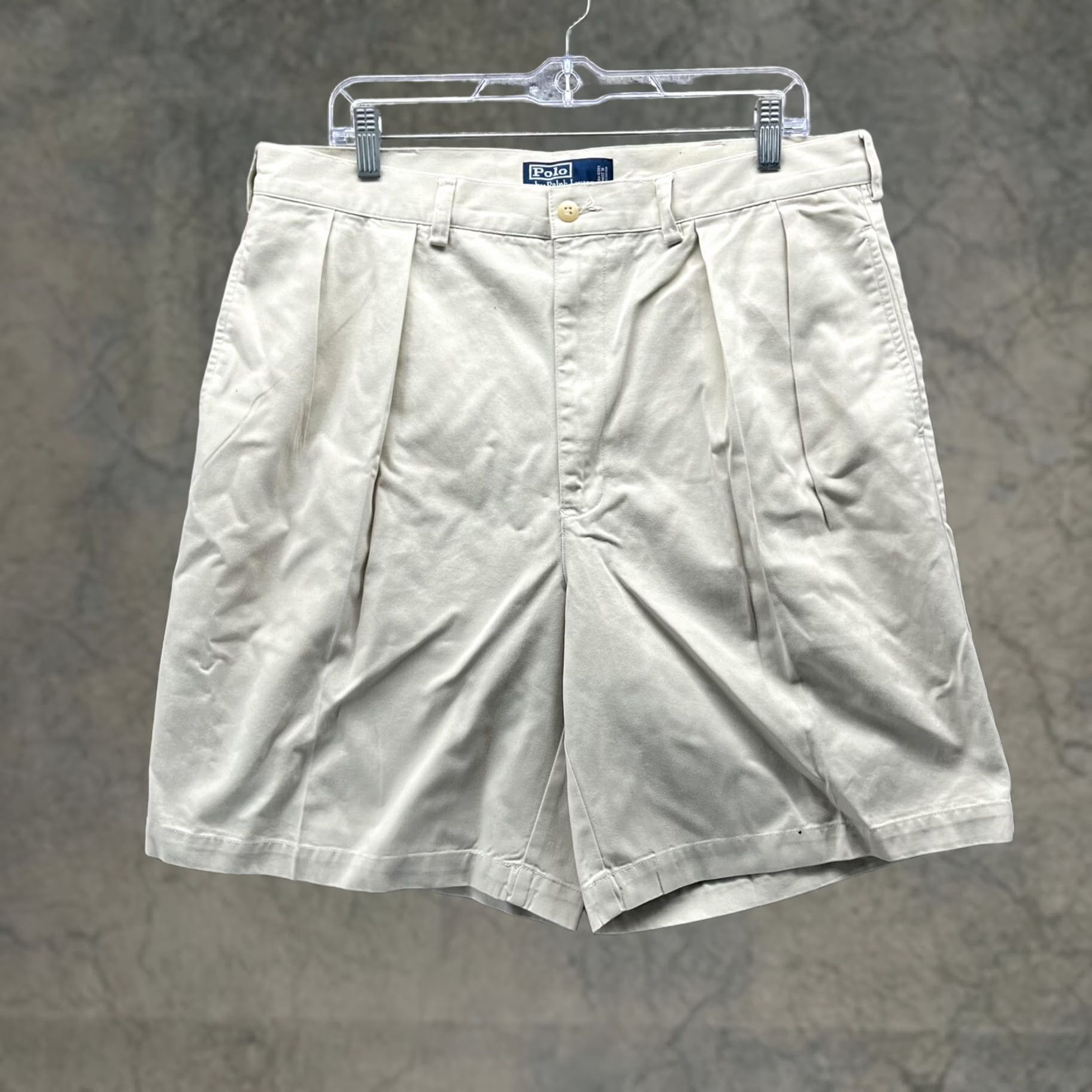 Polo Ralph Lauren Polo Ralph Lauren Shorts Men 36 Khaki Chino Pleated Tan Beige Cotton Classic Vintage? No - (Note: Original title says Vintage: No) Size US M / EU 48-50 / 2 - 1 Thumbnail