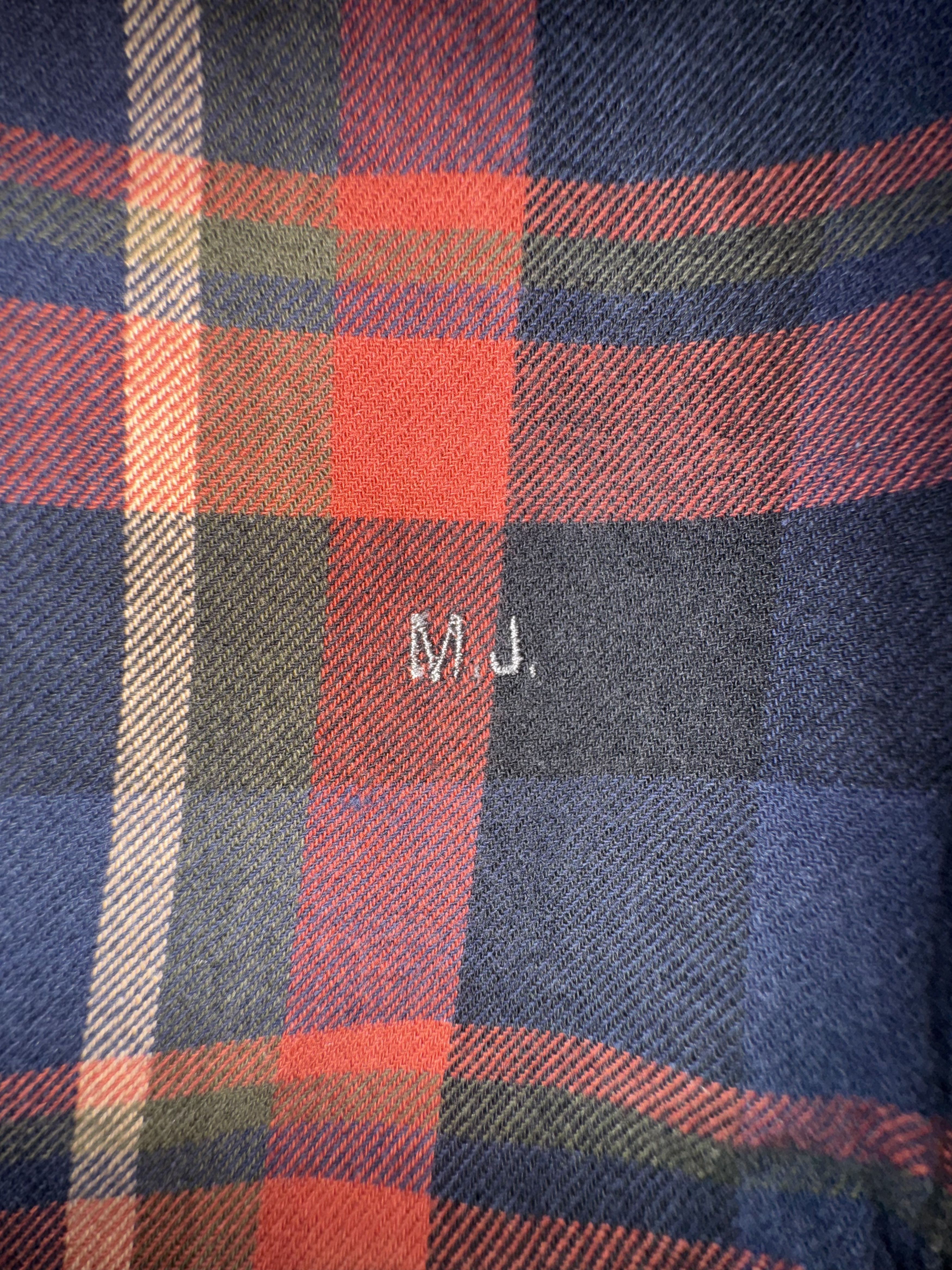 Marc by Marc Jacobs marc by marc jacobs shrunken fit long sleeve plaid button-up Size US M / EU 48-50 / 2 - 4 Thumbnail