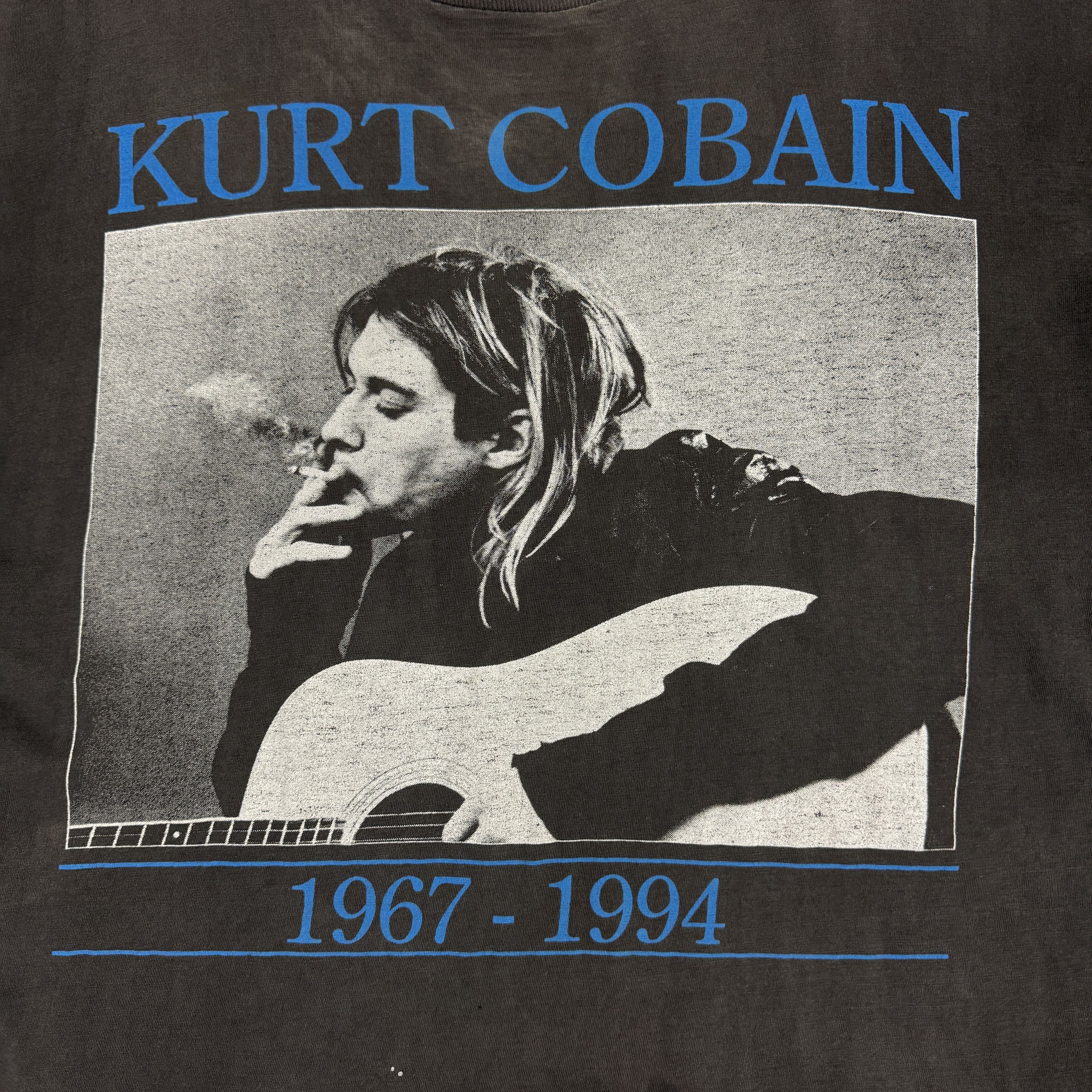 Band Tees Rare 90s Nirvana Kurt Cobain Memorial Shirt Size US L / EU 52-54 / 3 - 5 Thumbnail