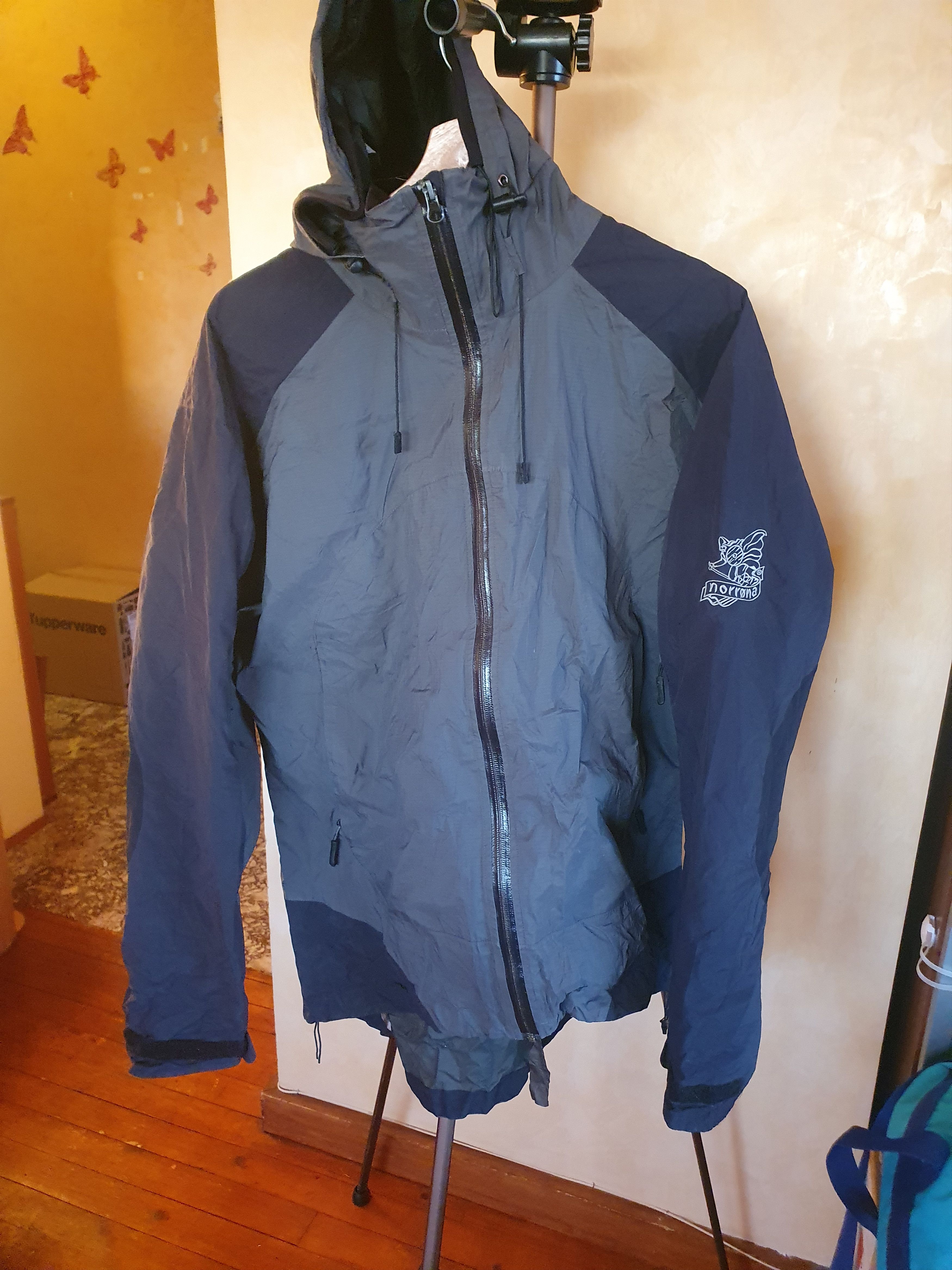 Norrona Norrona Falketind Gore-Tex Packlite Jacket sz L Size US L / EU 52-54 / 3 - 1 Thumbnail