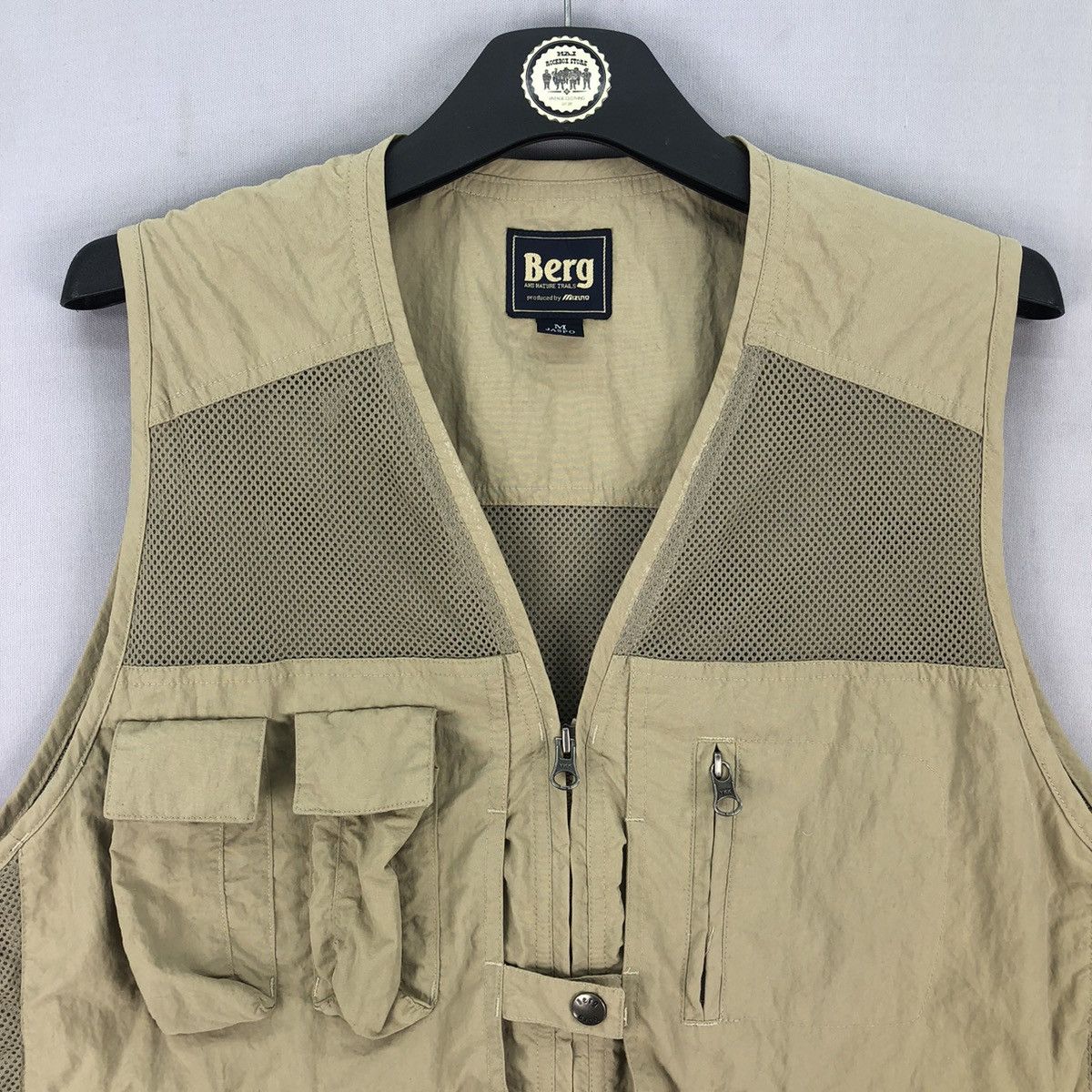 Mizuno Vintage 90's Berg x Mizuno Muti Pocket Vest Outdoor Gear Size US M / EU 48-50 / 2 - 7 Thumbnail