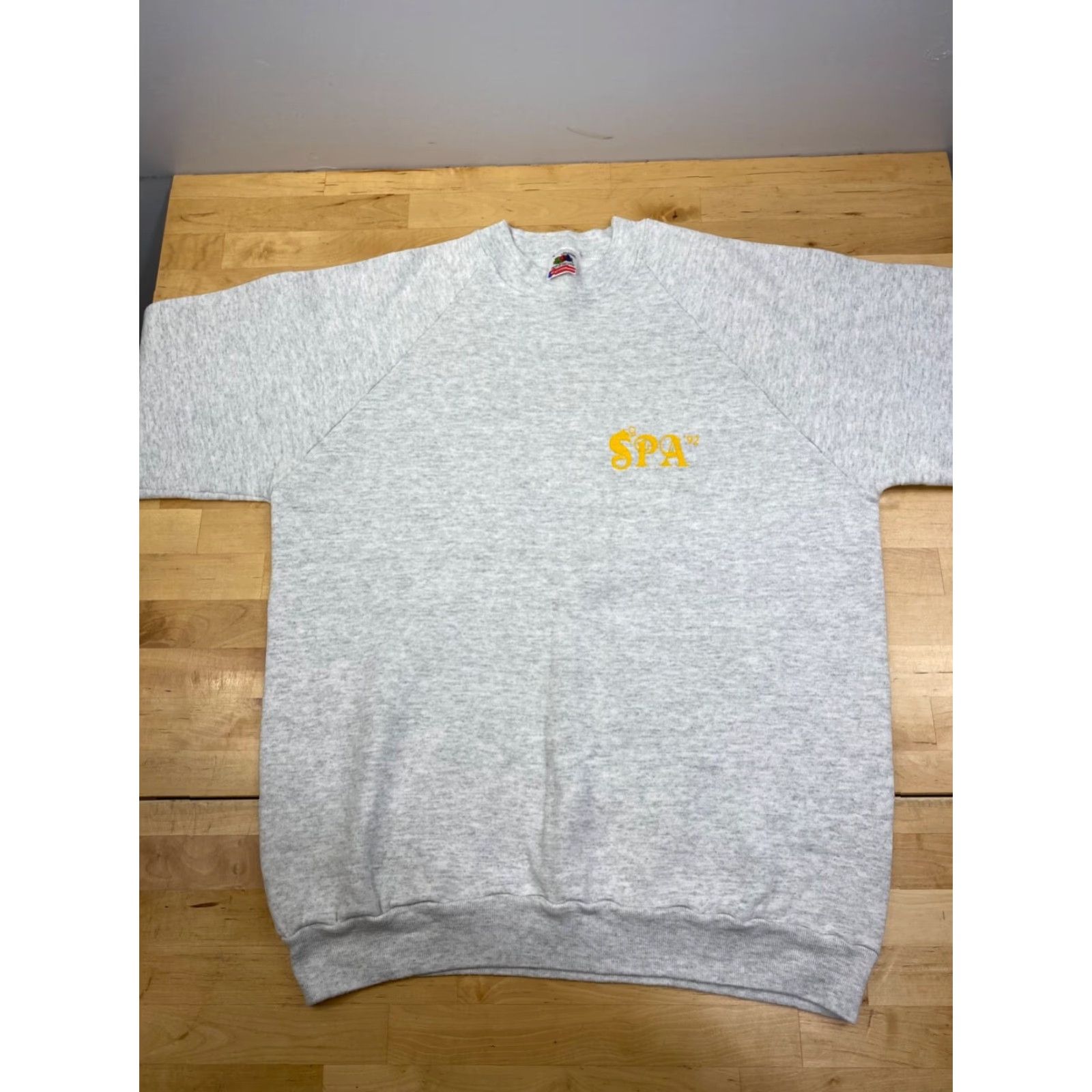 Fruit Of The Loom VINTAGE Pirates of the Carribean Pullover Sweater Adult L Gray USA Size US L / EU 52-54 / 3 - 2 Thumbnail