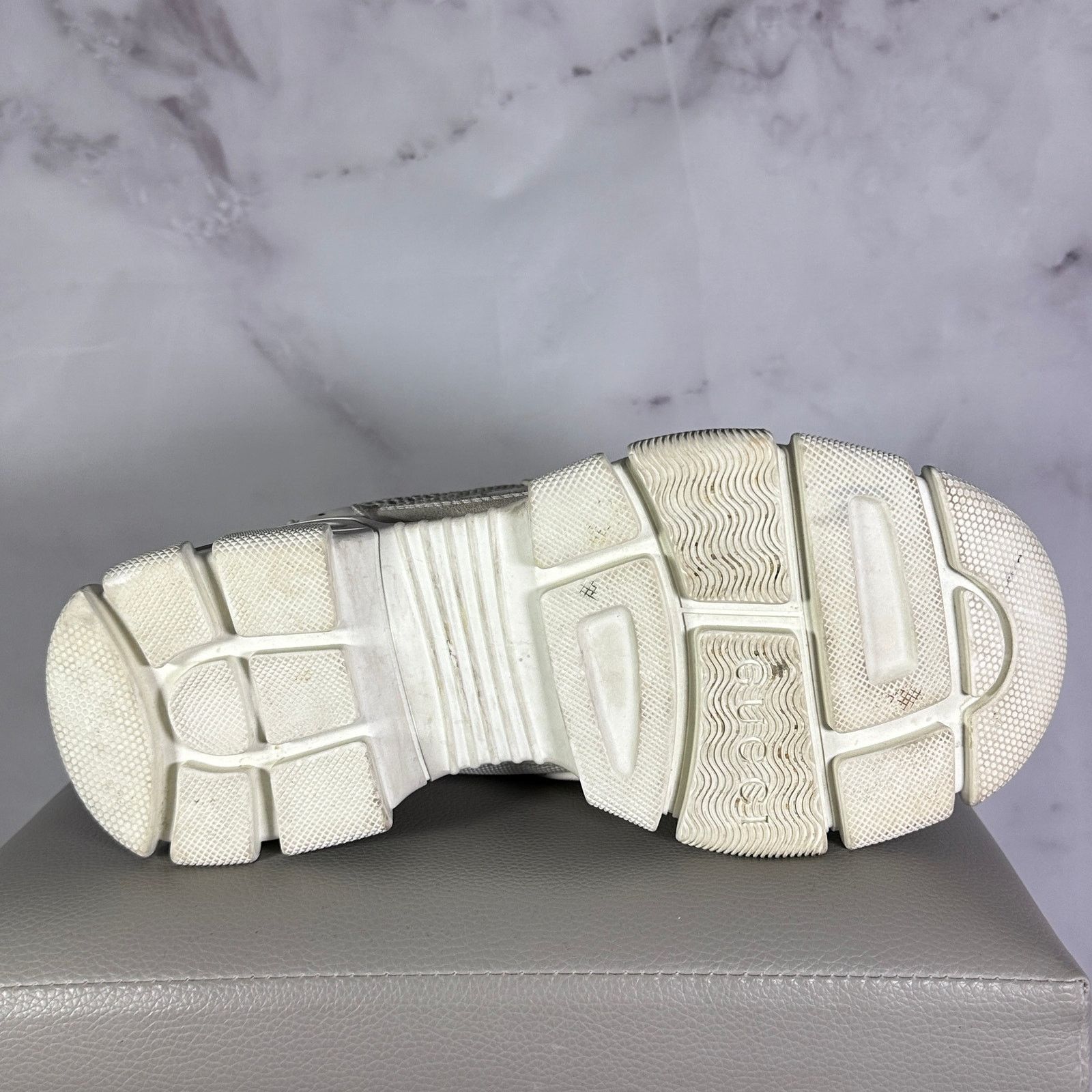 Gucci Flashtrek Low White Size US 7 / IT 37 - 11 Thumbnail