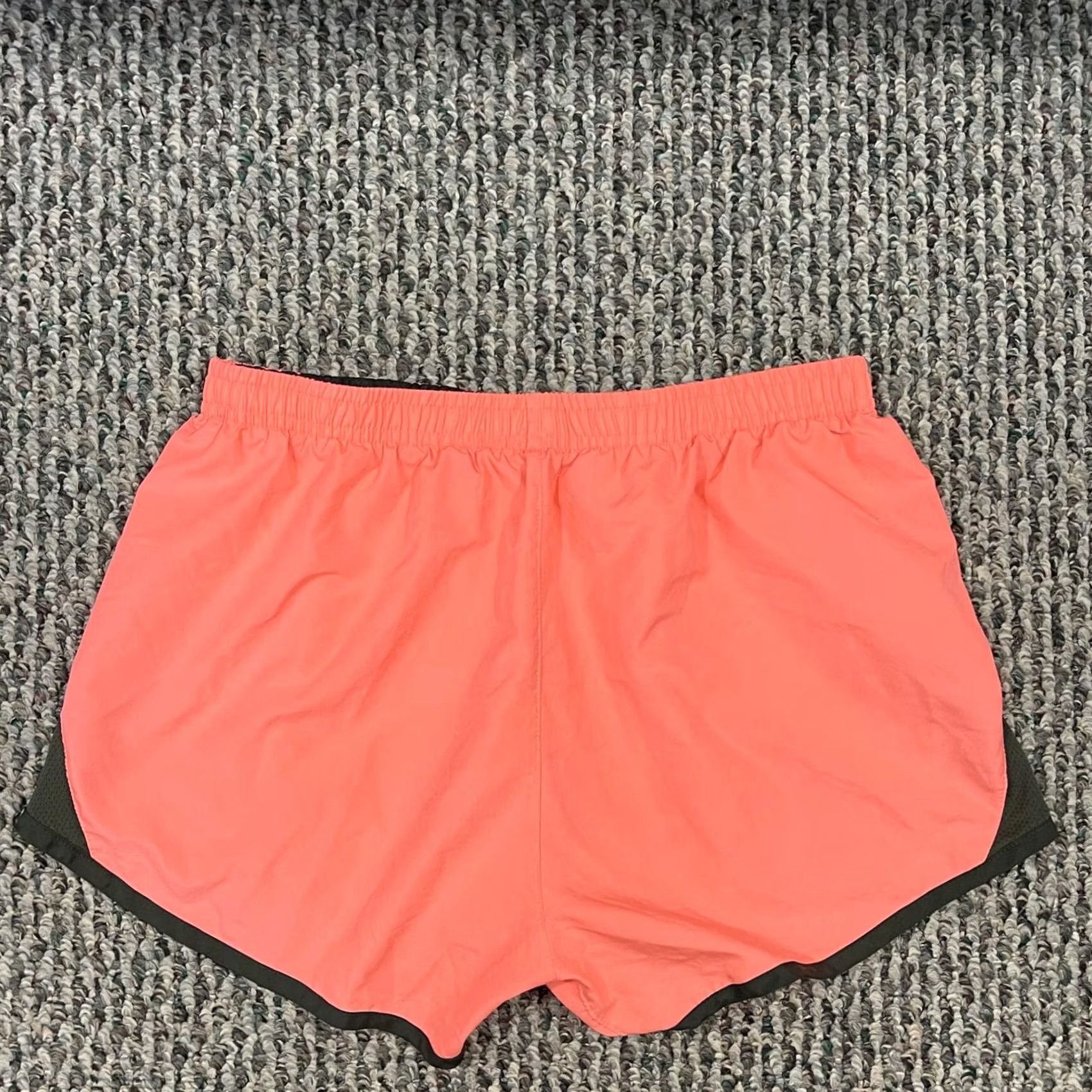 Nike Nike Shorts Womens Small Peach Running Dry Tempo Brief Athletic Active Sport Size 28" / US 6 / IT 42 - 7 Thumbnail