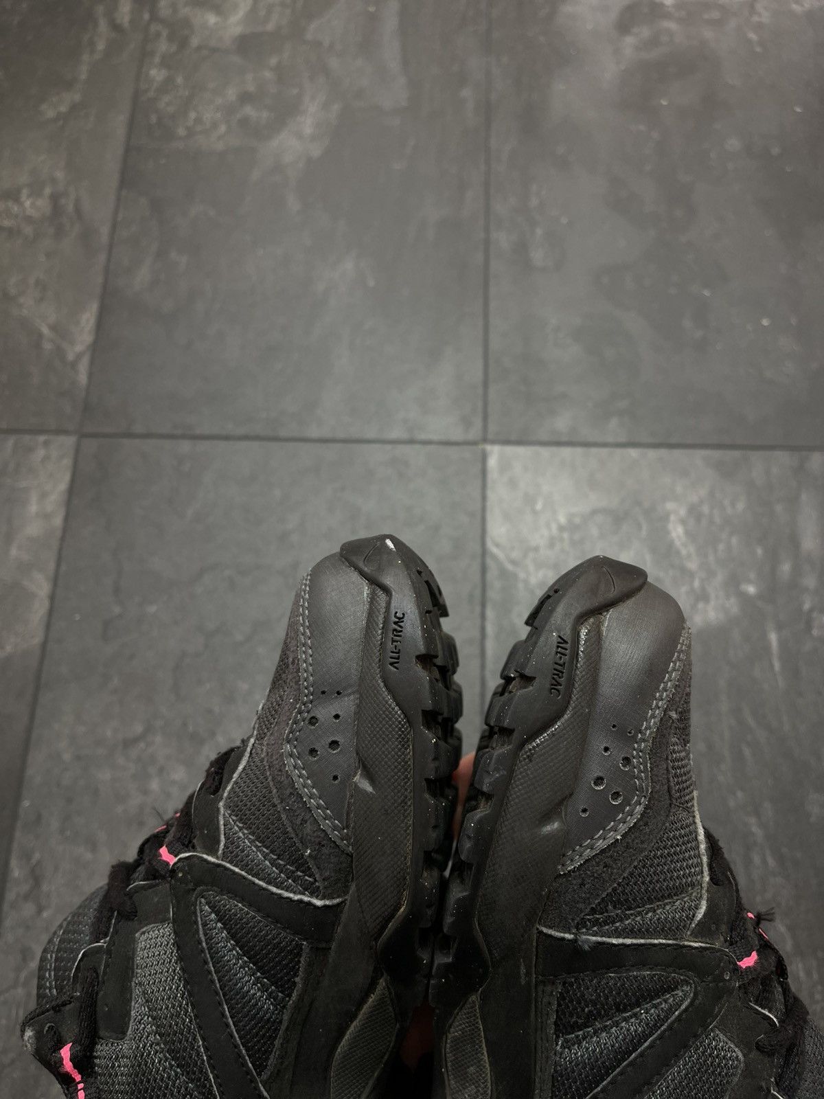 Nike ACG × Streetwear × Vintage Vintage Nike acg rare low top sneakers Size US 7.5 / IT 37.5 - 13 Thumbnail