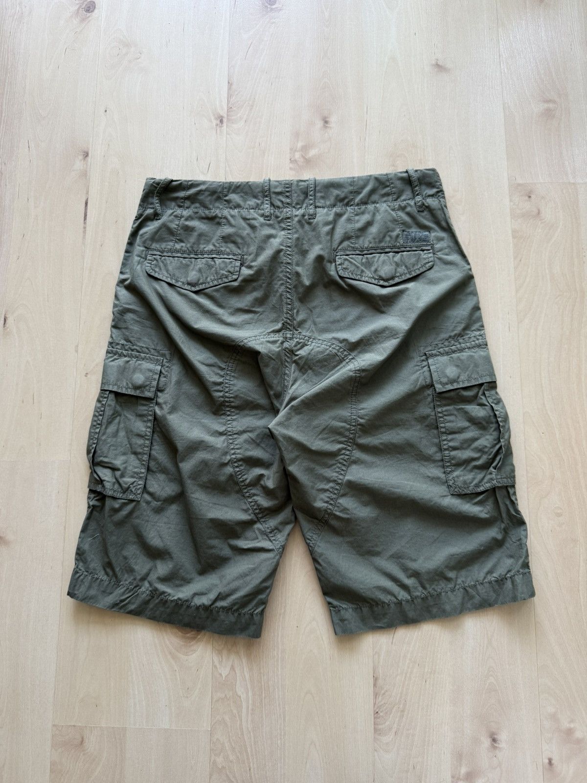 Diesel Diesel military bermuda cargo shorts Size US 27 - 2 Thumbnail